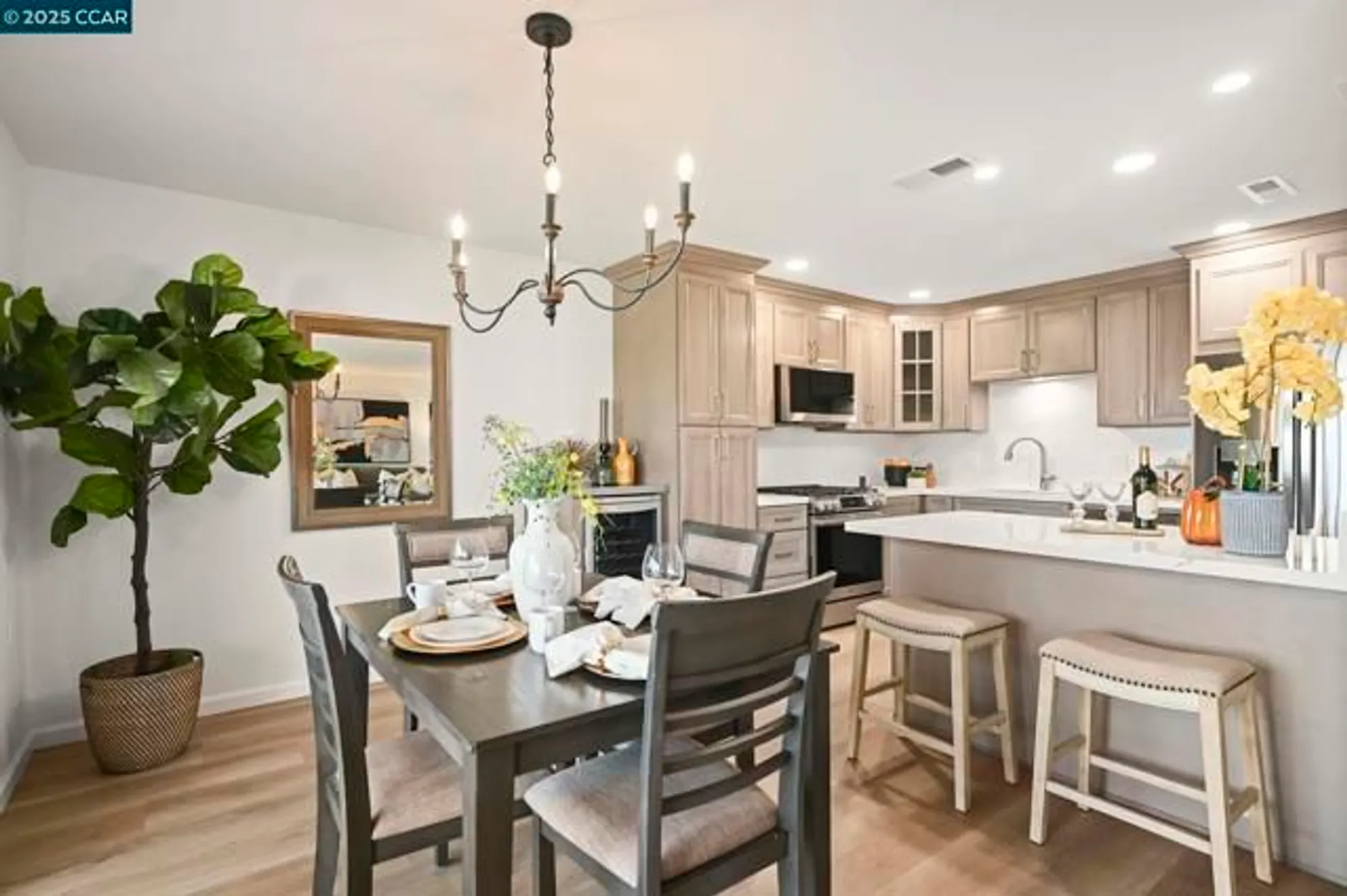 Property Slideshow image 8 of 42 | 1508 canyonwood ct apt 12, Walnut Creek, CA, 94595