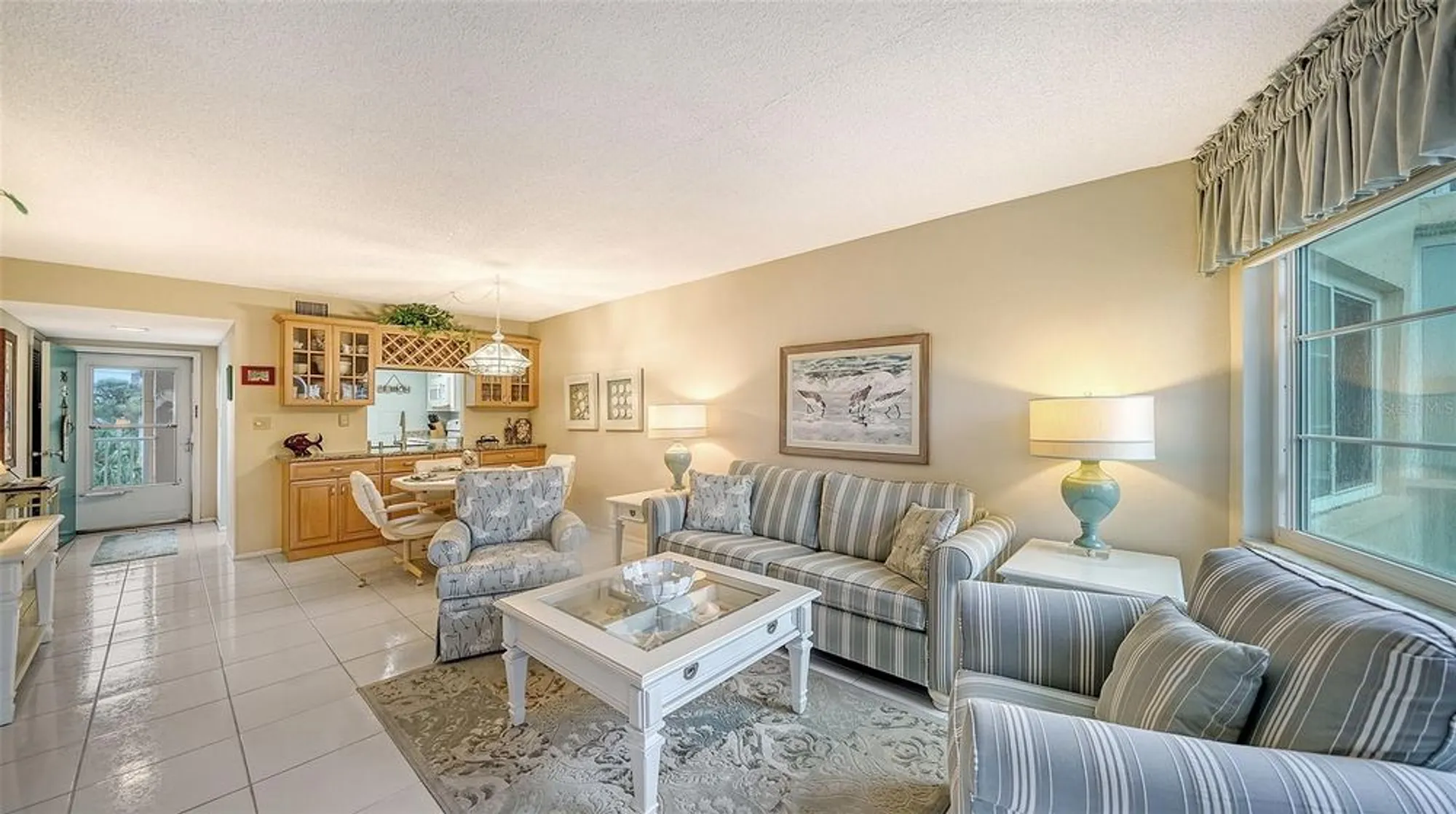 Property Slideshow image 9 of 77 | 1250 n portofino dr # 305mar, Sarasota, FL, 34242