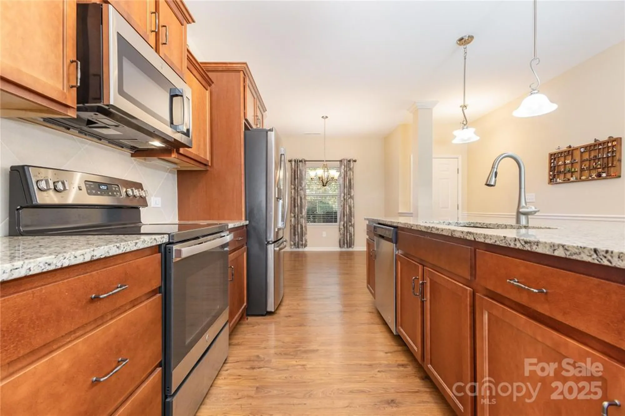 Property Slideshow image 8 of 47 | 24604 blue heron cir, Lancaster, SC, 29720