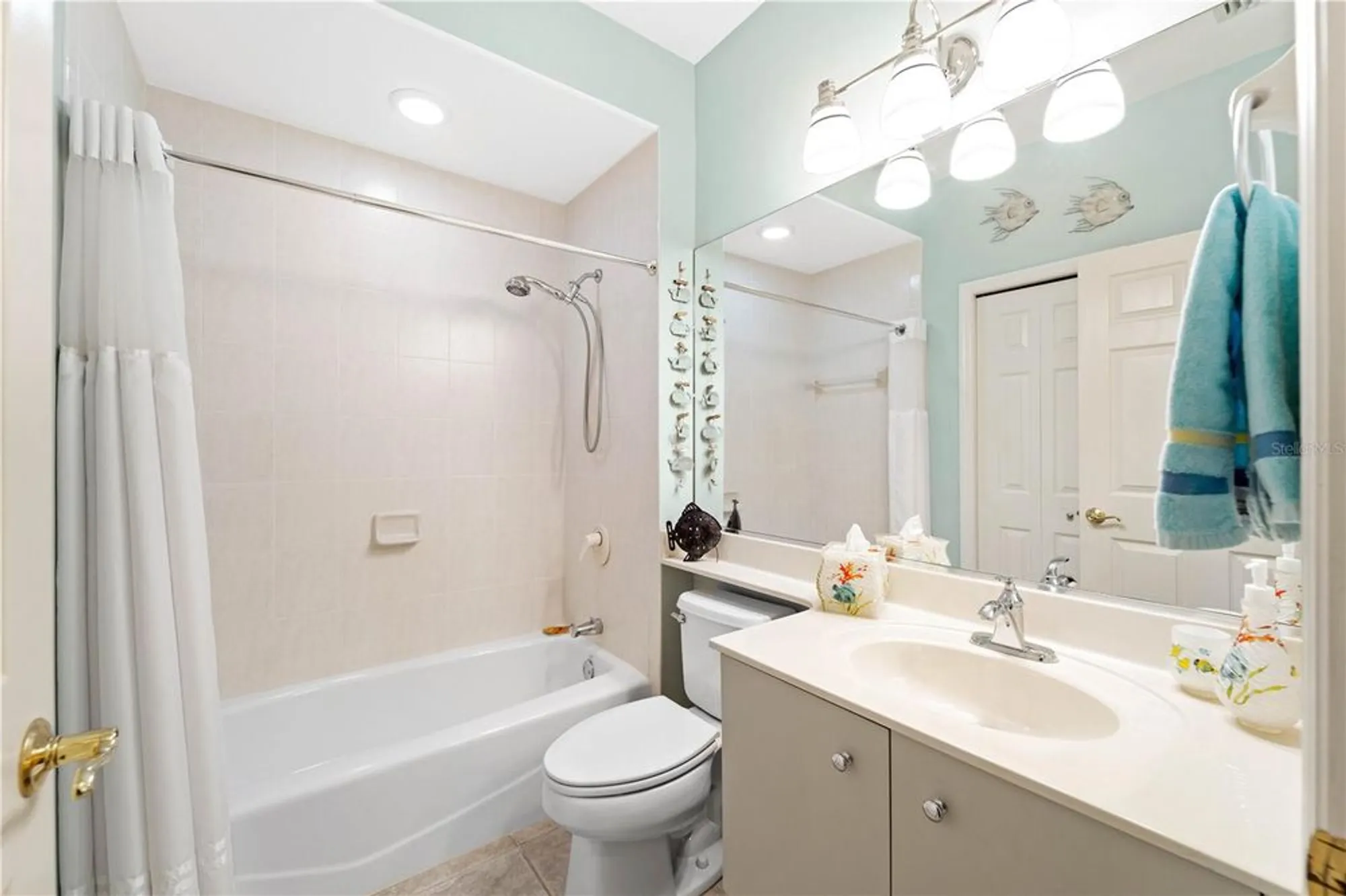 Property Slideshow image 24 of 63 | 3239 osprey ln, Port Charlotte, FL, 33953