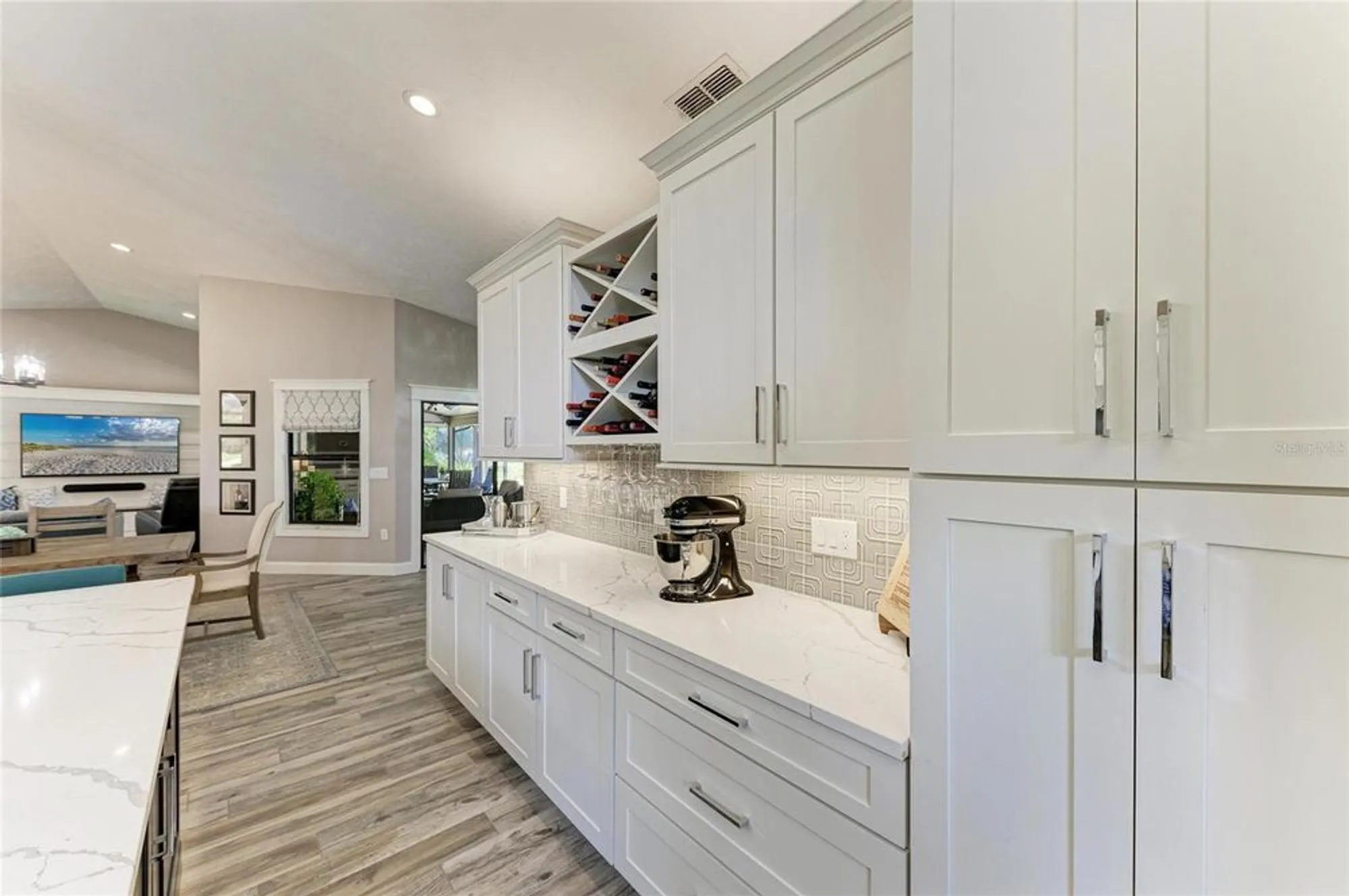 Property Slideshow image 29 of 69 | 8416 palm lakes ct, Sarasota, FL, 34243