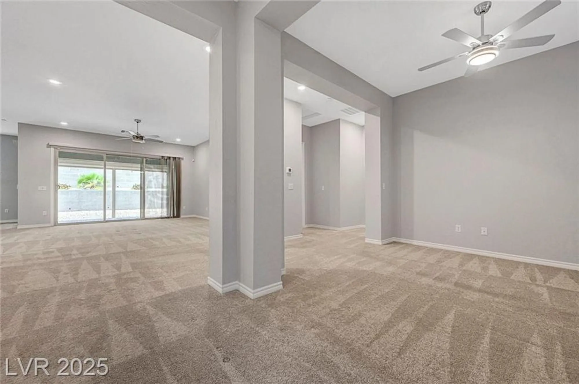 Property Slideshow image 5 of 44 | 977 edinburgh fields ct, Las Vegas, NV, 89138