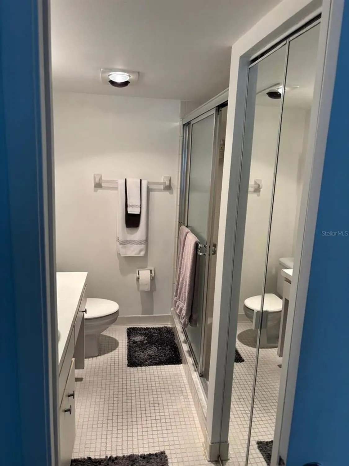 Property Slideshow image 19 of 24 | 5689 gardens dr, Sarasota, FL, 34243