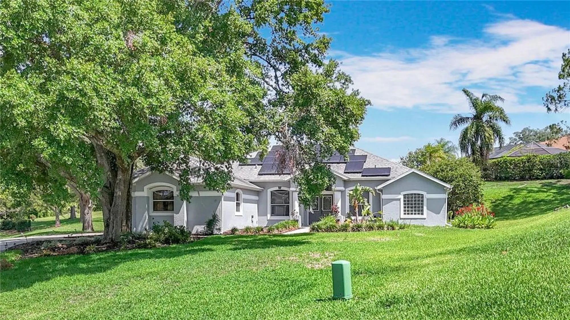 Property Slideshow image 4 of 41 | 5311 saddleback ct, Lady Lake, FL, 32159