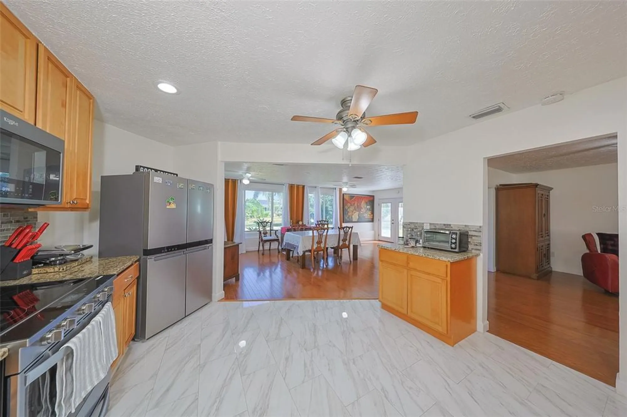Property Slideshow image 14 of 39 | 627 fort duquesna dr, Sun City Center, FL, 33573