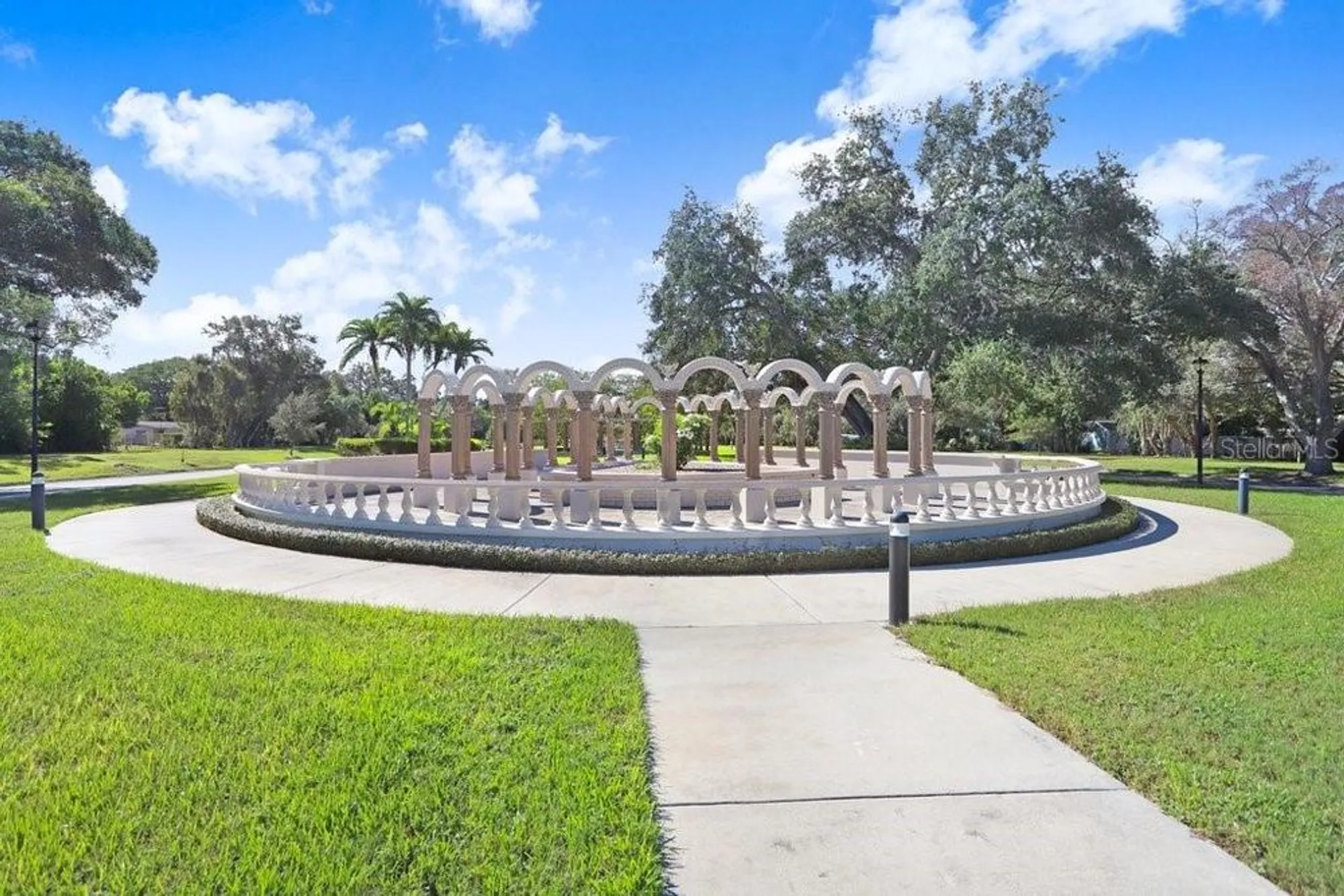 Property Slideshow image 32 of 46 | 2361 jamaican st 51, Clearwater, FL, 33763