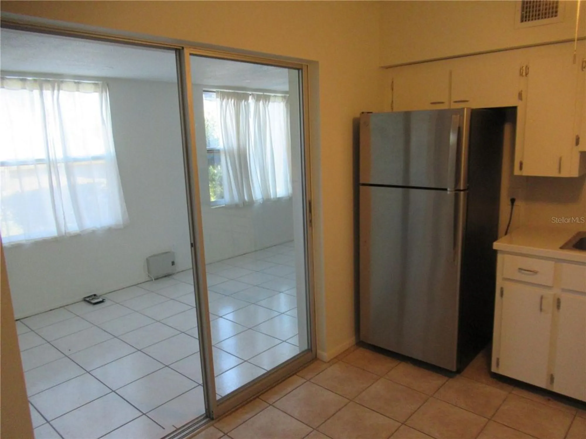 Property Slideshow image 6 of 23 | 2073 denmark st 5, Clearwater, FL, 33763