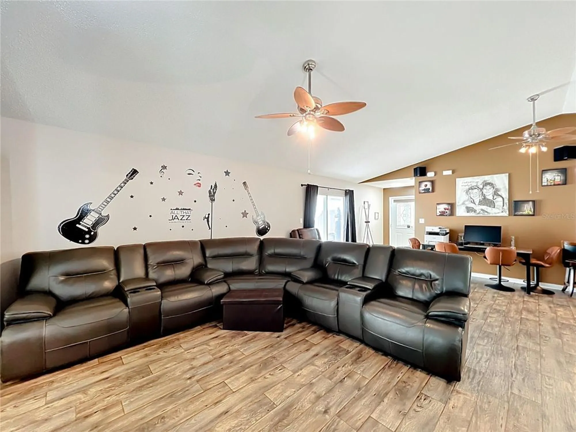 Property Slideshow image 15 of 39 | 4913 heron run cir, Leesburg, FL, 34748