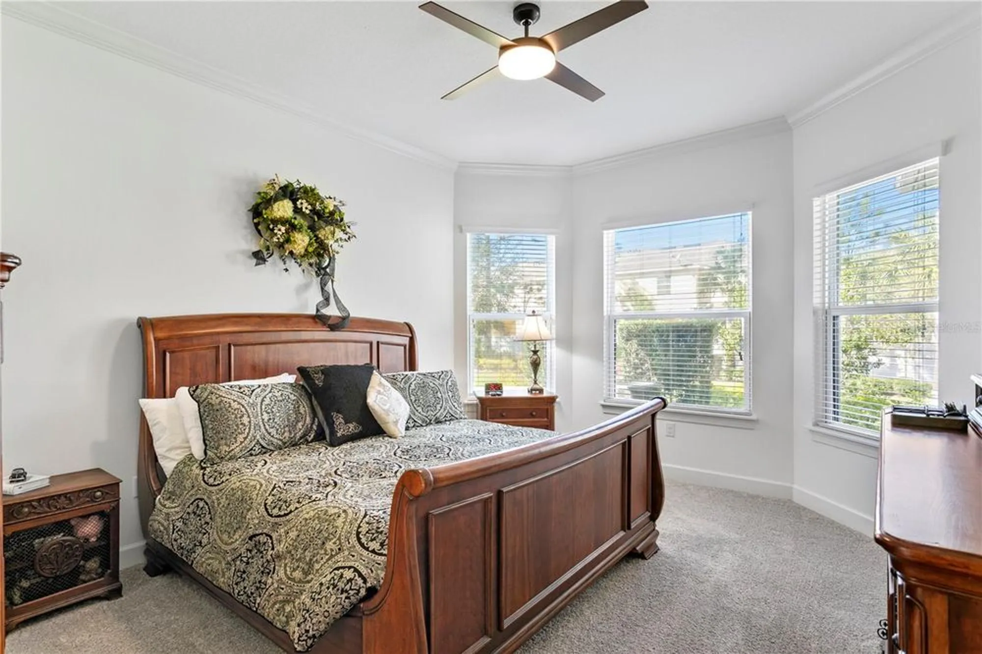 Property Slideshow image 29 of 68 | 20173 umbria hill dr, Tampa, FL, 33647