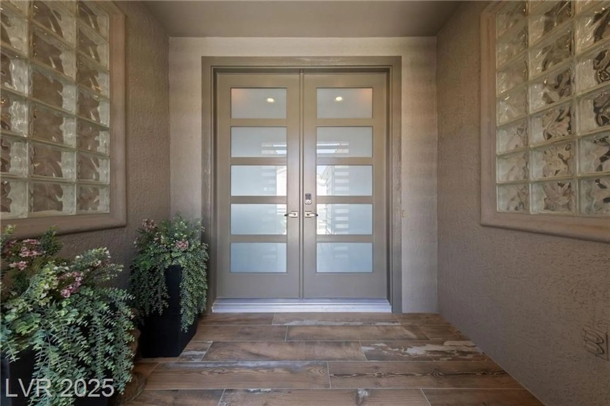 Property Slideshow image 13 of 69 | 2616 faiss dr, Las Vegas, NV, 89134