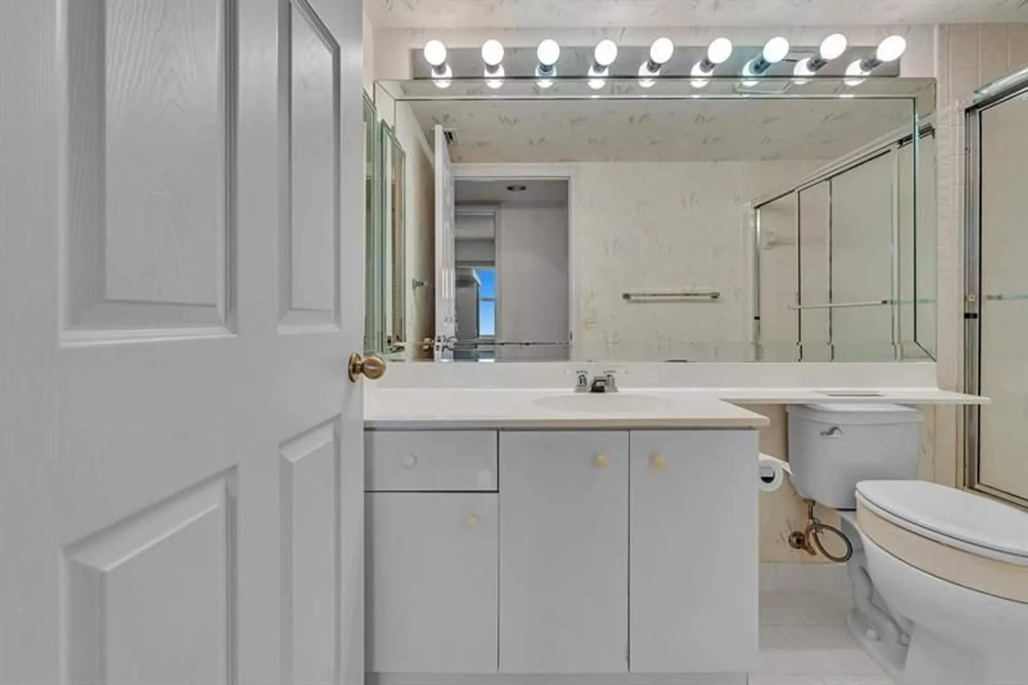 Property Slideshow image 38 of 81 | 7377 granville dr 311, Tamarac, FL, 33321