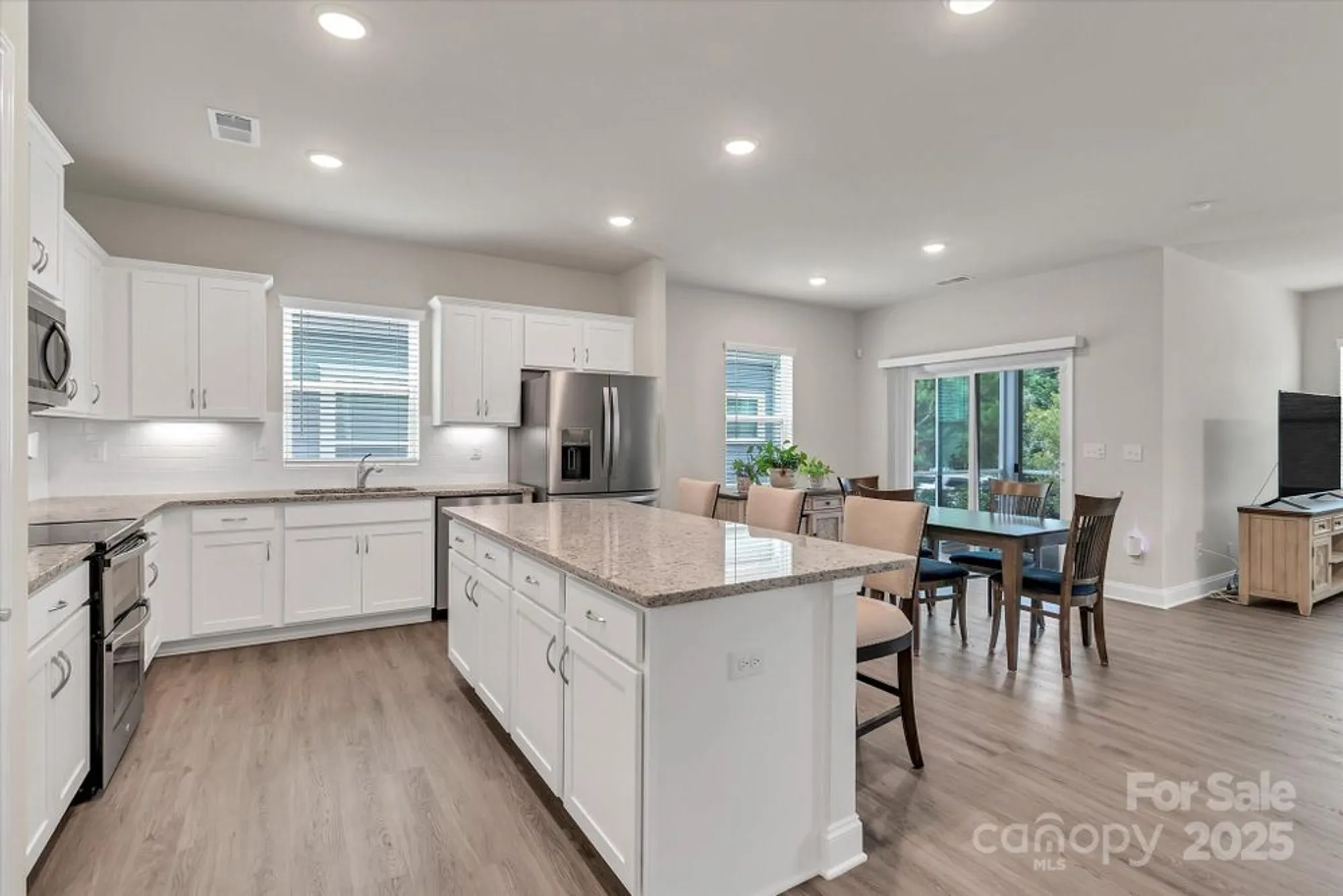 Property Slideshow image 18 of 43 | 2026 bonds ln, Fort Mill, SC, 29715