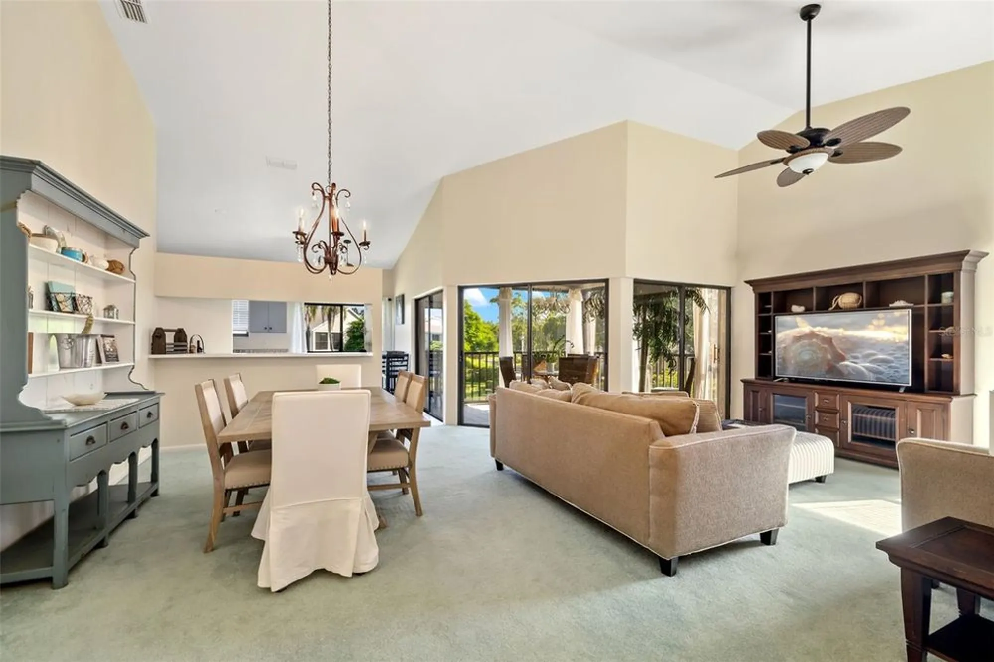Property Slideshow image 14 of 58 | 5287 heron way 205, Sarasota, FL, 34231