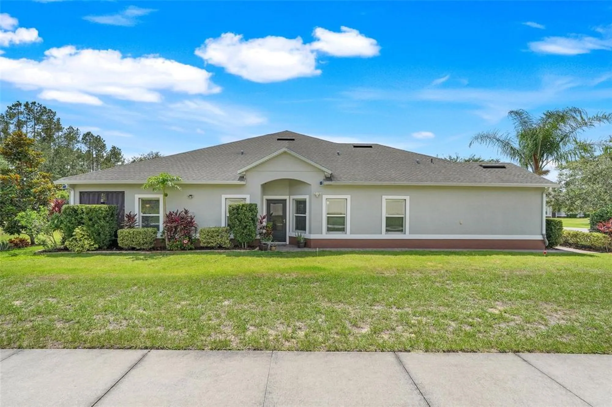 Property Slideshow image 1 of 50 | 3550 fairwaters ct d, Clermont, FL, 34711