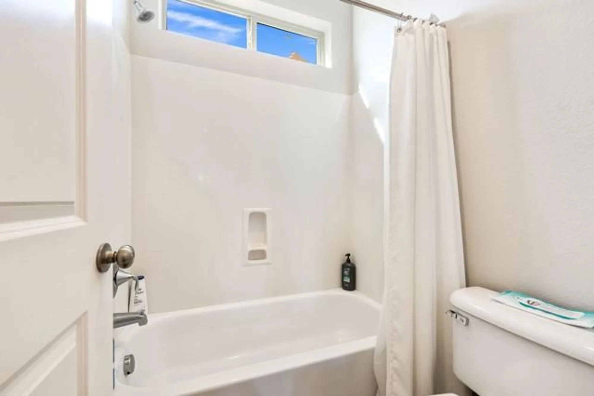 Property Slideshow image 45 of 65 | 82922 spirit mountain dr, Indio, CA, 92201