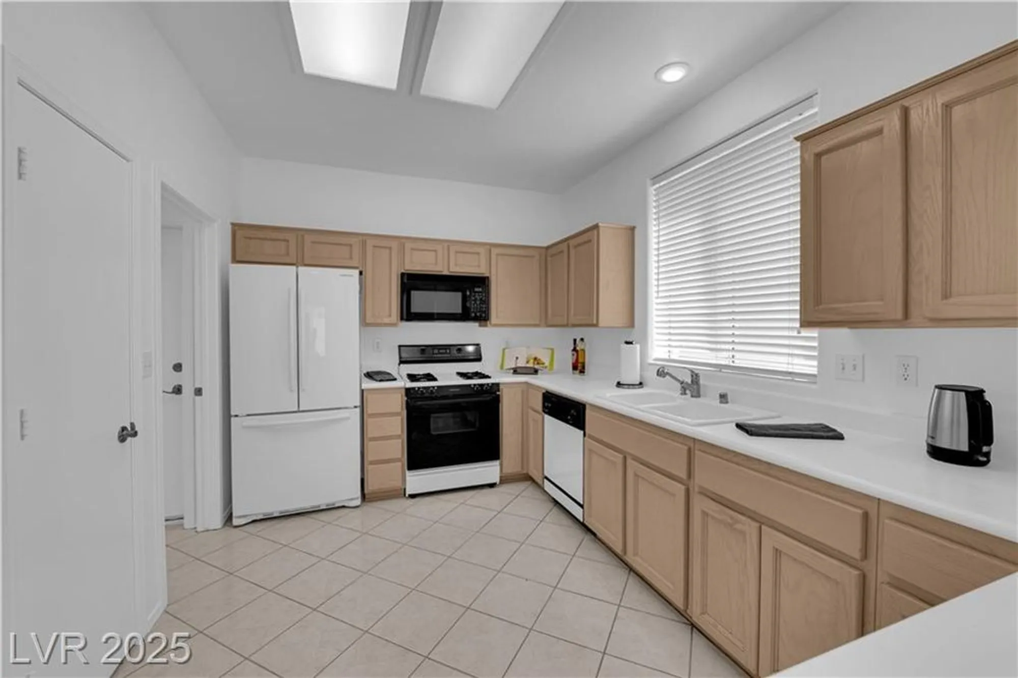 Property Slideshow image 13 of 40 | 2323 barbers point pl, Las Vegas, NV, 89134