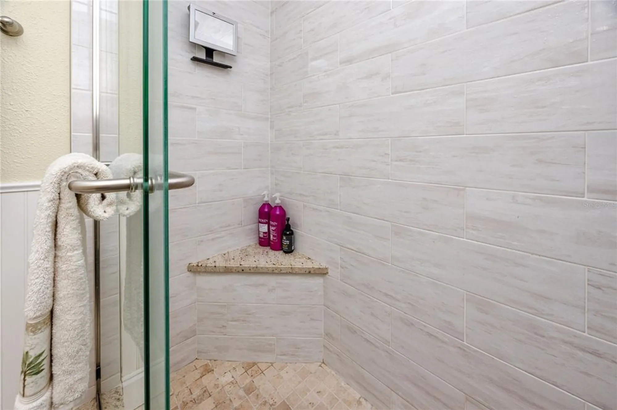 Property Slideshow image 31 of 59 | 7645 sun island dr 304, South Pasadena, FL, 33707