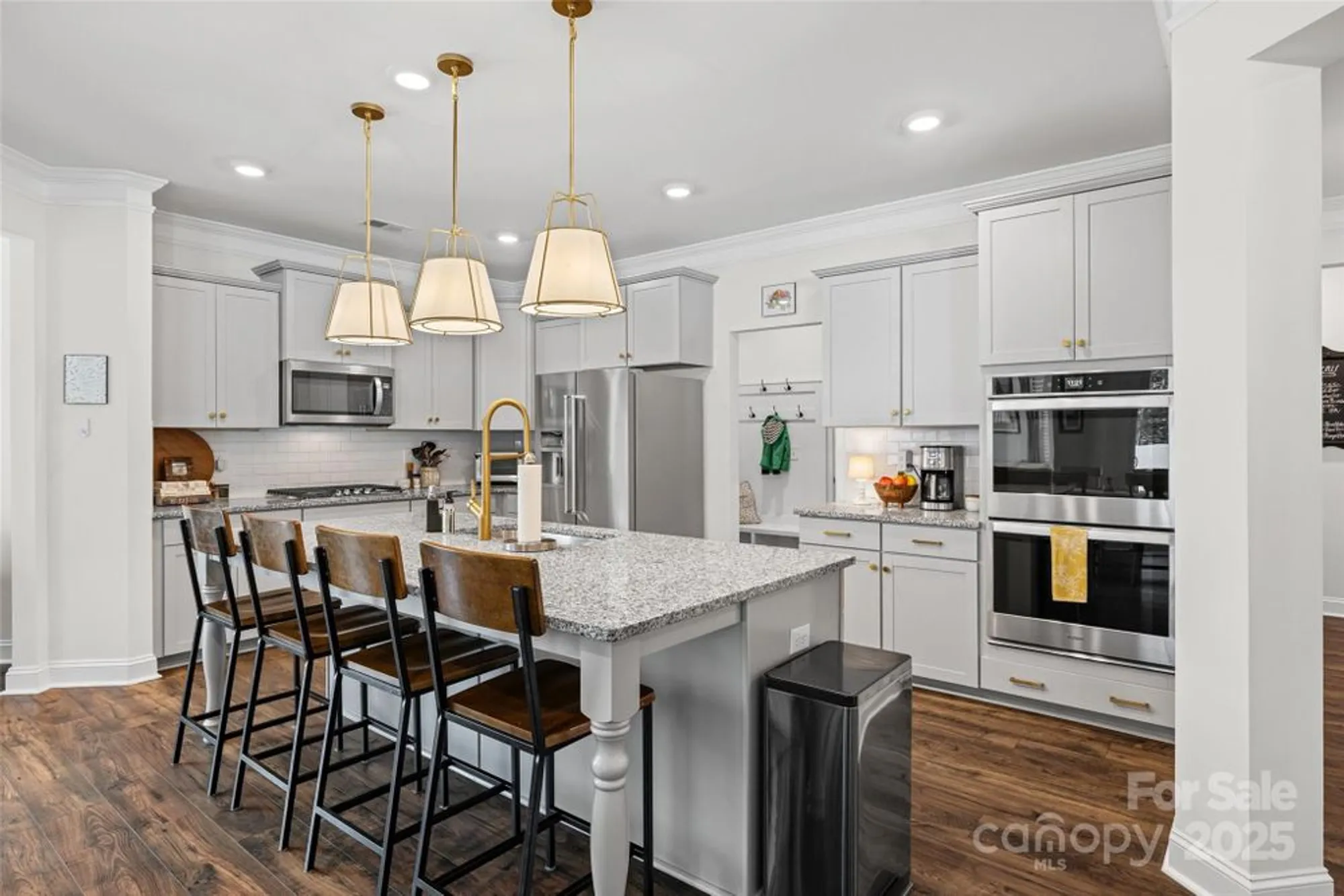 Property Slideshow image 12 of 48 | 1370 englewood dr, Lake Wylie, SC, 29710