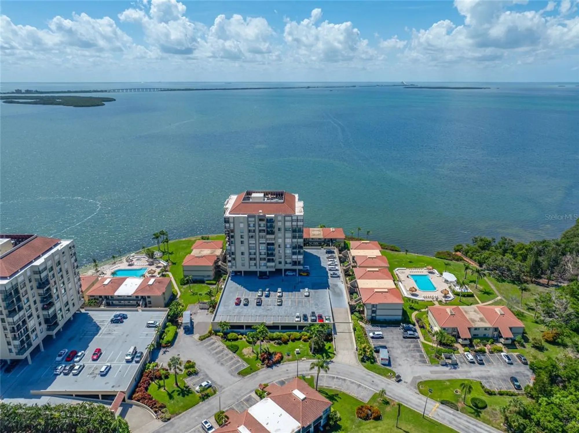 Property Slideshow image 4 of 54 | 6372 palma del mar blvd s apt 601, St Petersburg, FL, 33715