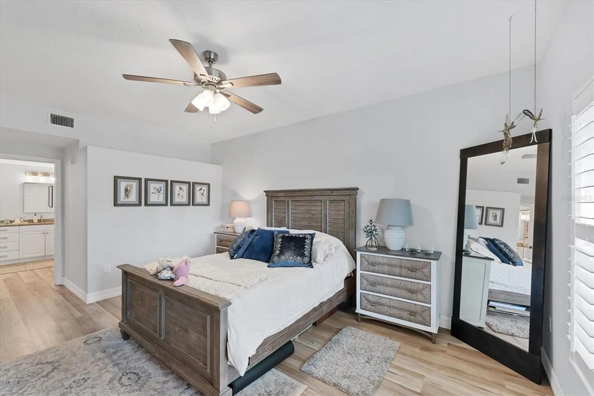 Property Slideshow image 18 of 60 | 7160 cedar hollow cir na, Bradenton, FL, 34203