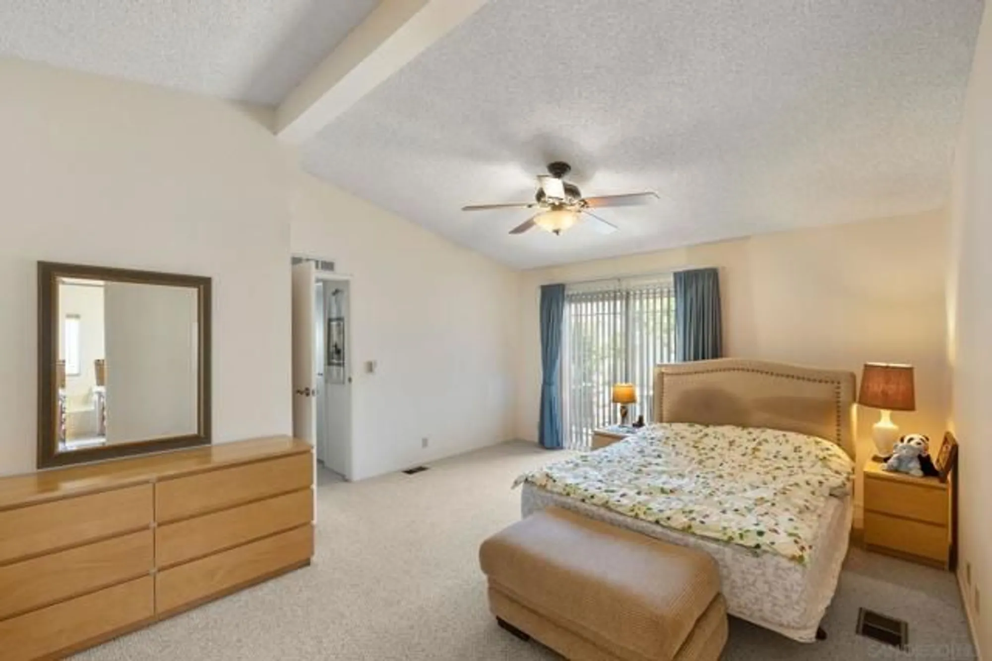 Property Slideshow image 18 of 29 | 2010 w san marcos blvd 90, San Marcos, CA, 92078