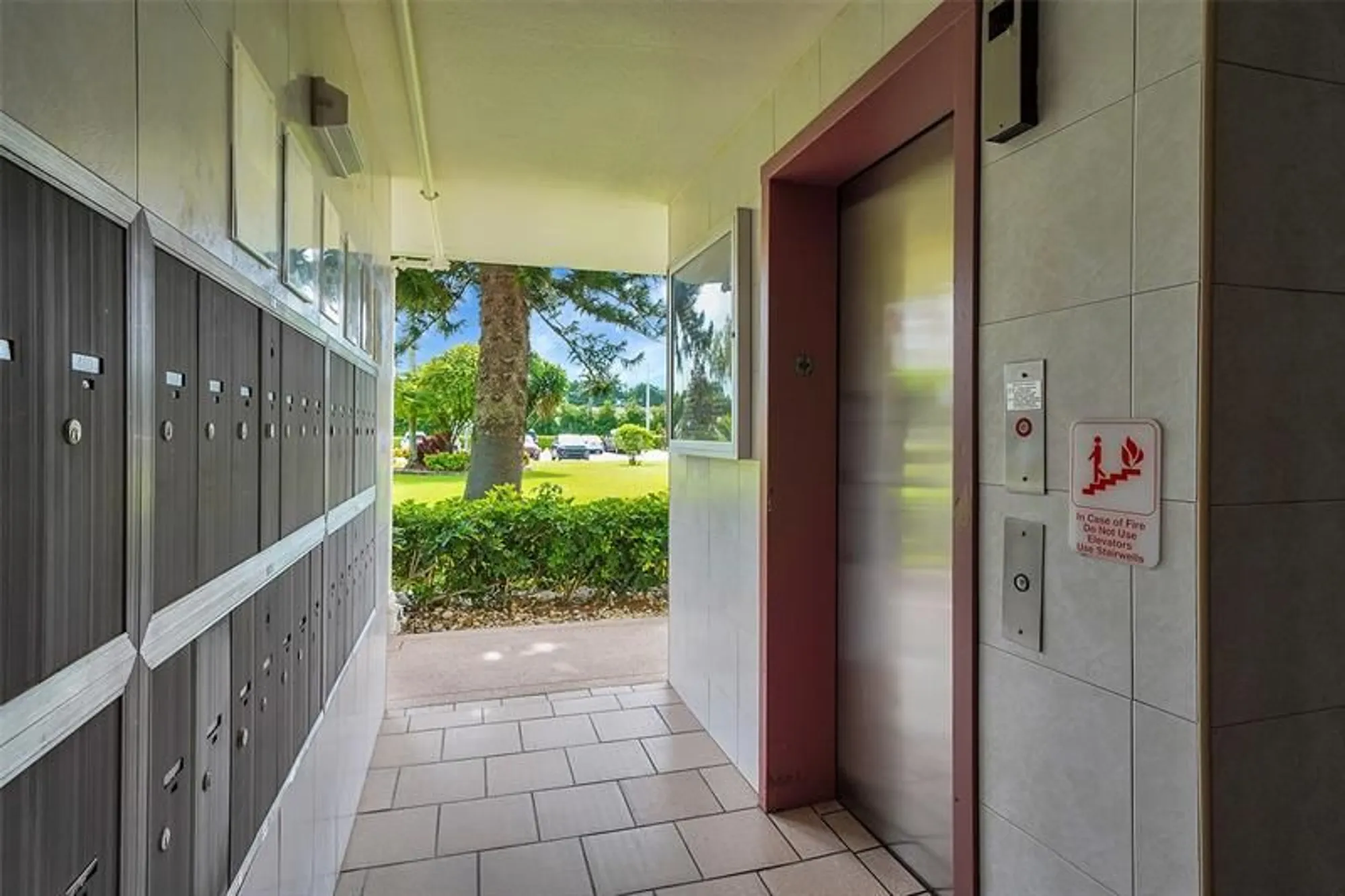 Property Slideshow image 31 of 44 | 486 fanshaw l # 486, Boca Raton, FL, 33434