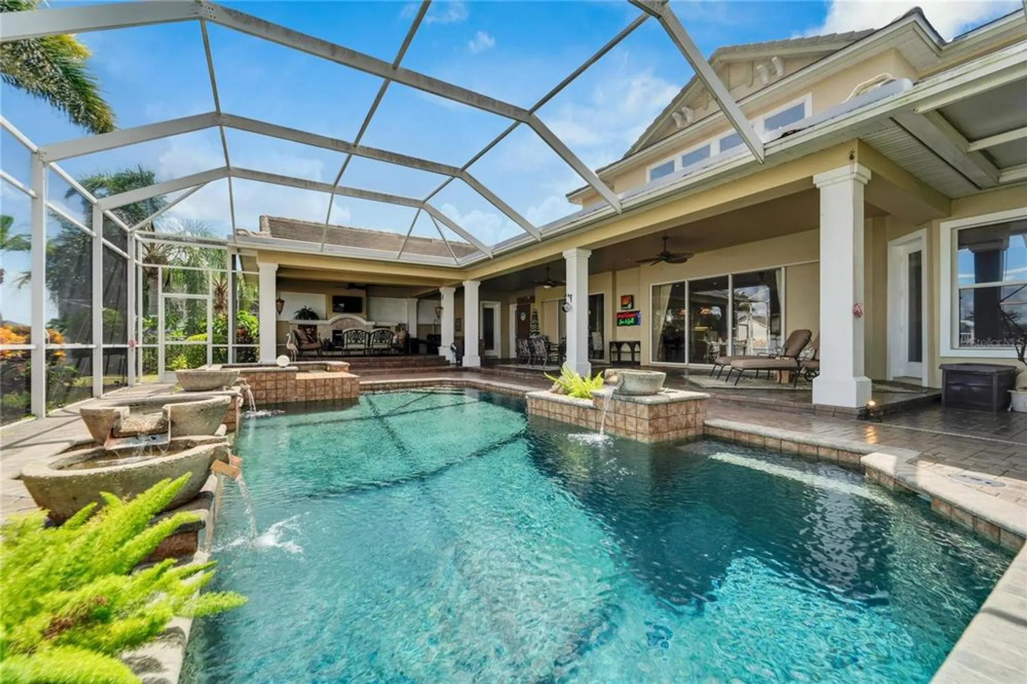 Property Slideshow image 81 of 98 | 517 mirabay blvd, Apollo Beach, FL, 33572