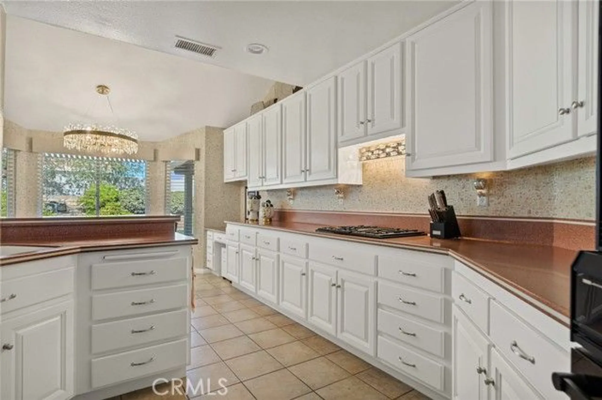 Property Slideshow image 18 of 52 | 1521 fairway oaks ave, Banning, CA, 92220