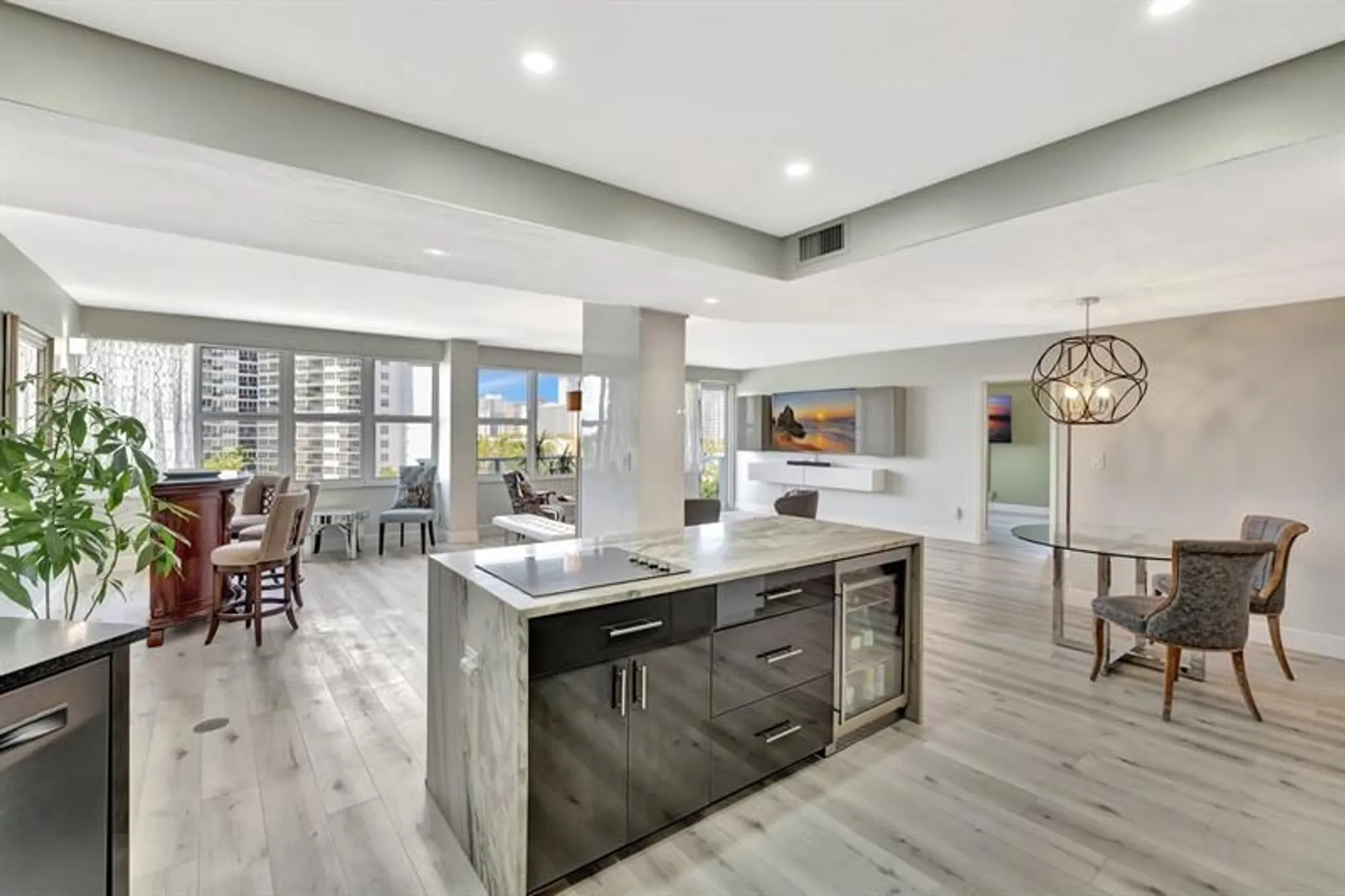 Property Slideshow image 19 of 50 | 3333 ne 34th st 608, Fort Lauderdale, FL, 33308