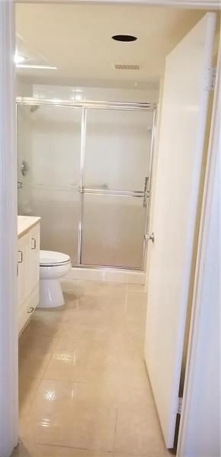 Property Slideshow image 12 of 16 | 1110 sw 125th ave apt 314m, Pembroke Pines, FL, 33027