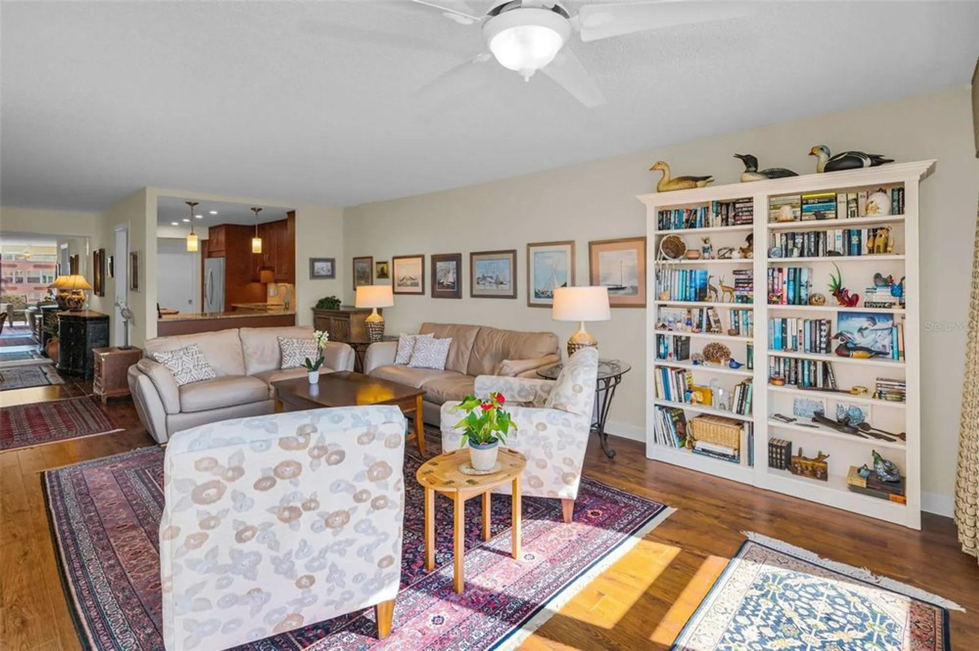 Property Slideshow image 15 of 42 | 632 edgewater dr 433, Dunedin, FL, 34698
