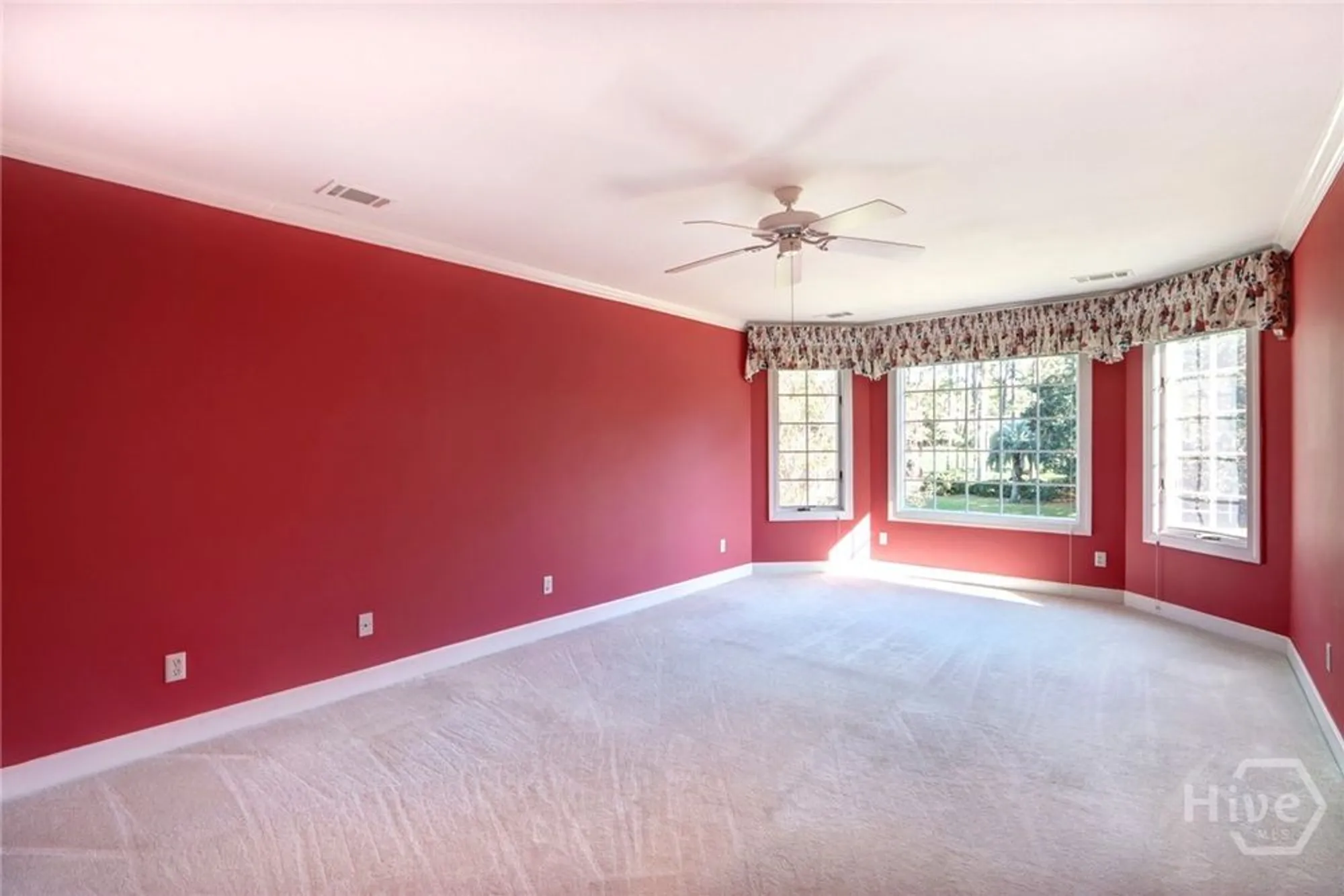 Property Slideshow image 37 of 45 | 2 breakfast ct, Savannah, GA, 31411