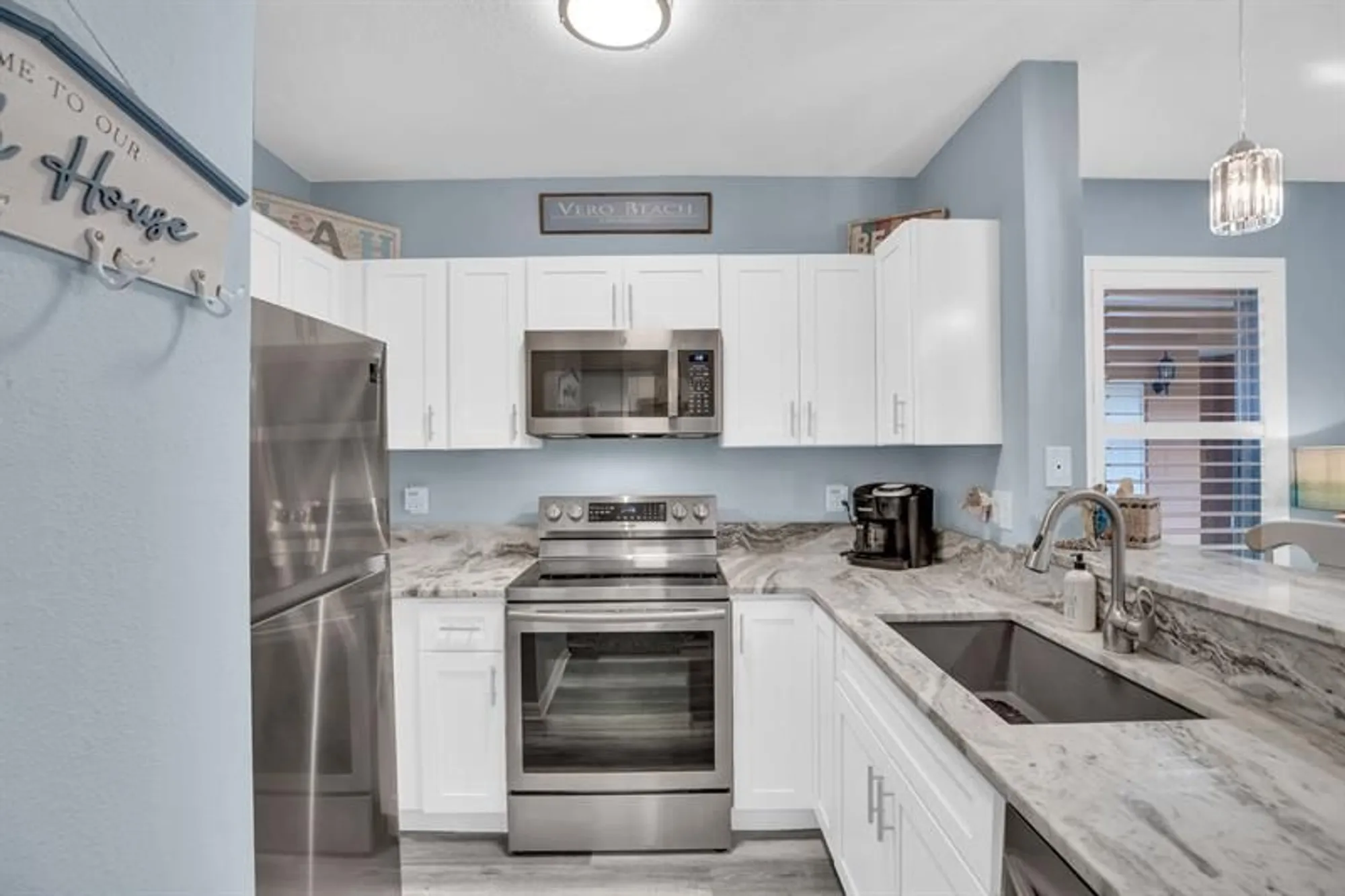 Property Slideshow image 5 of 49 | 5020 fairways cir j107, Vero Beach, FL, 32967