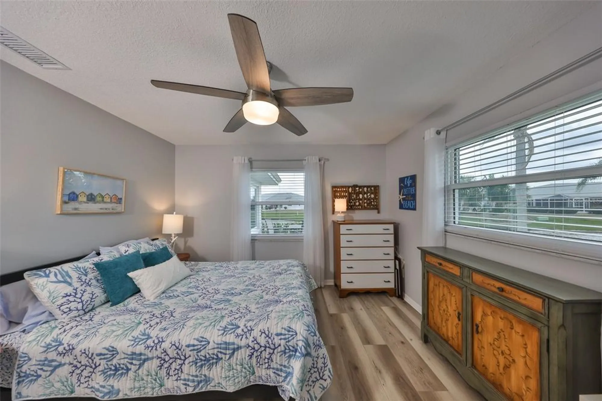 Property Slideshow image 31 of 55 | 1805 columbine pl, Sun City Center, FL, 33573