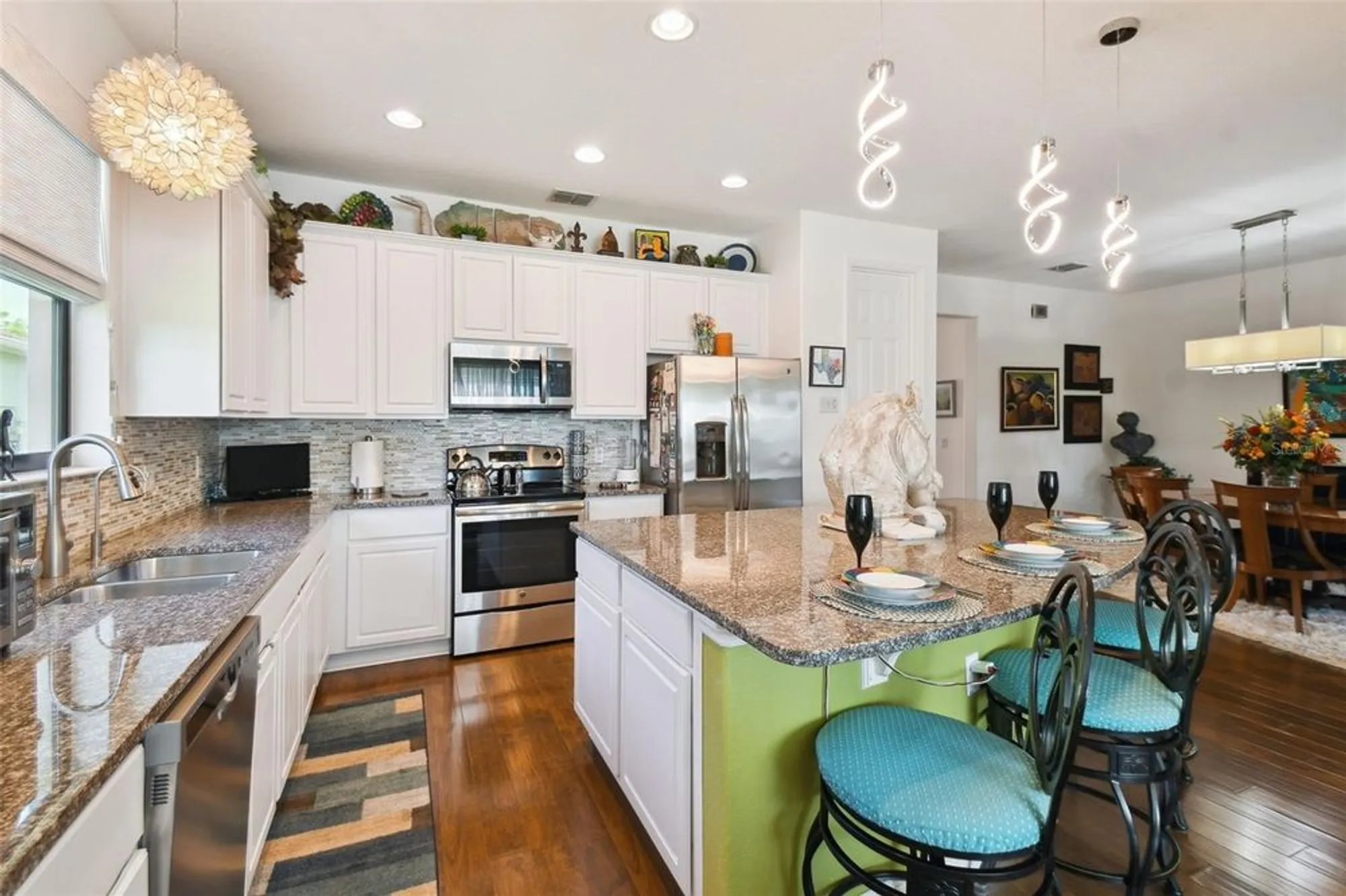 Property Slideshow image 10 of 58 | 1329 del mar dr, Kissimmee, FL, 34759