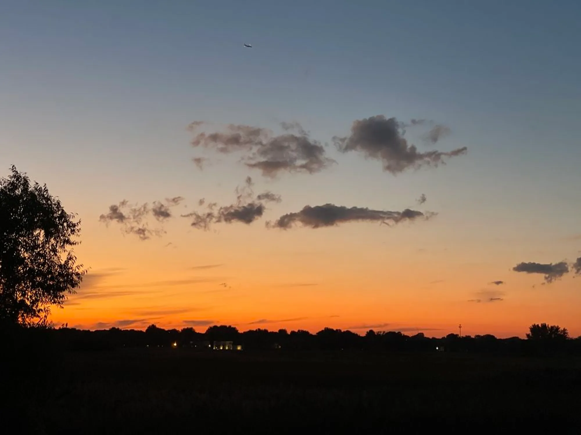 Property Slideshow image 22 of 30 | 13810 s magnolia dr, Plainfield, IL, 60544