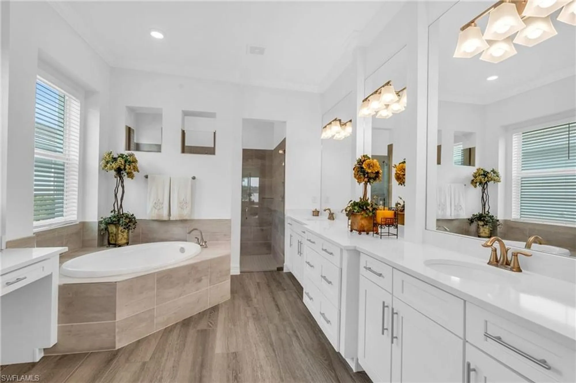 Property Slideshow image 27 of 46 | 14044 blue bay cir, Fort Myers, FL, 33913