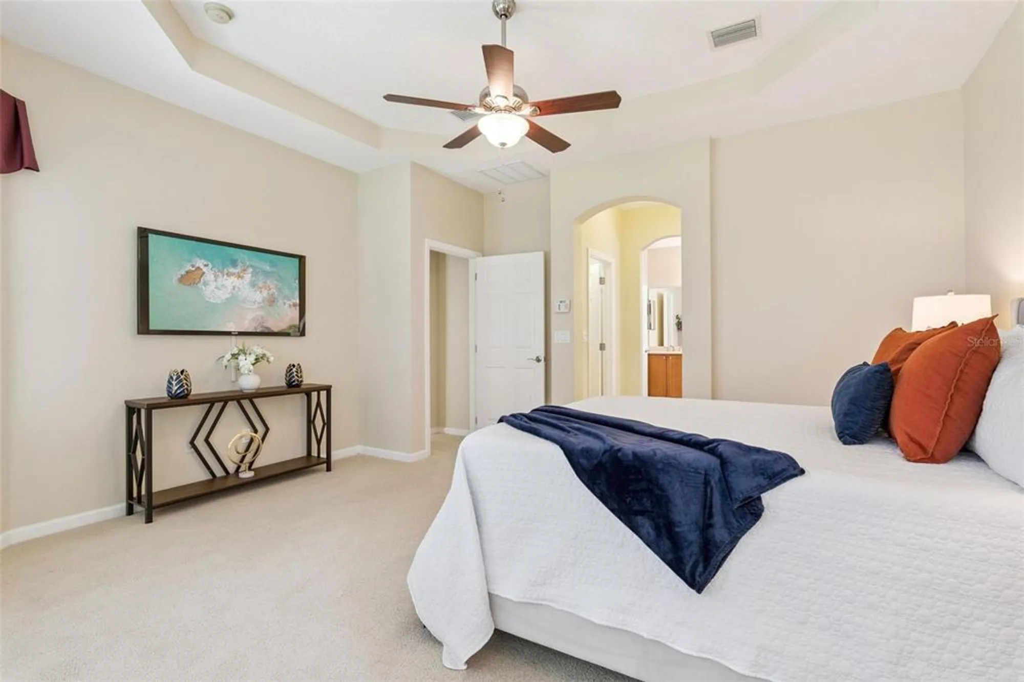 Property Slideshow image 18 of 48 | 1612 lincolnshire dr, Deland, FL, 32724