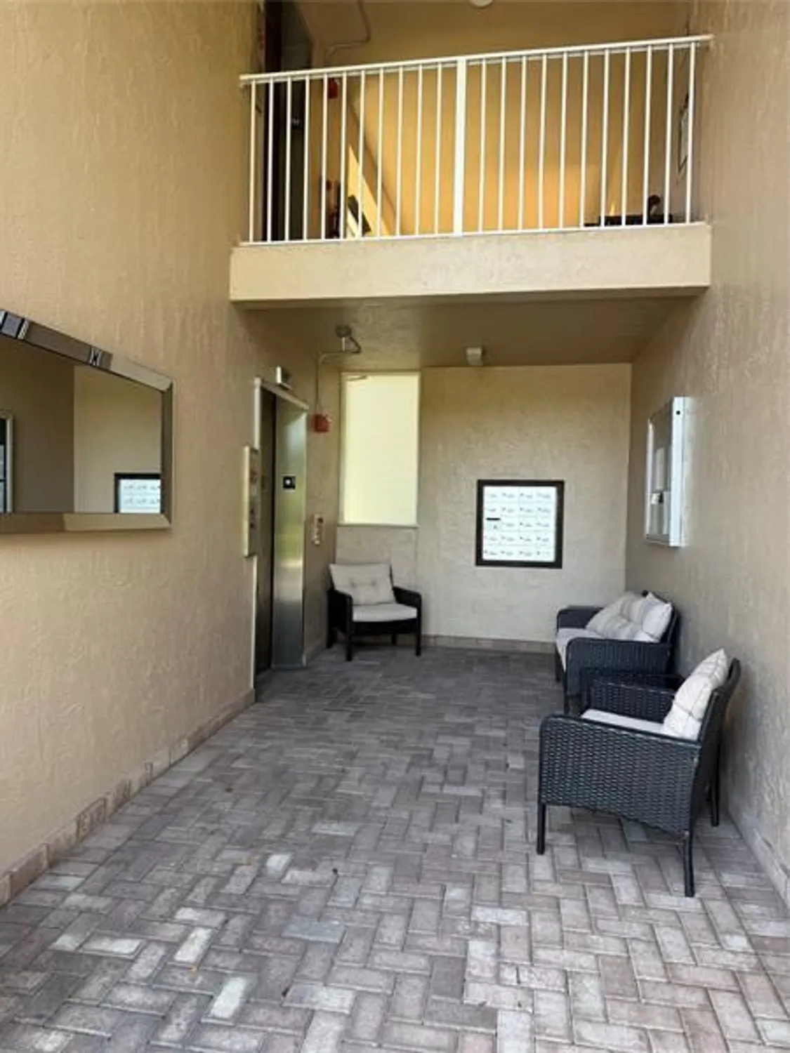 Property Slideshow image 33 of 41 | 5914 regal glen dr 205, Boynton Beach, FL, 33437