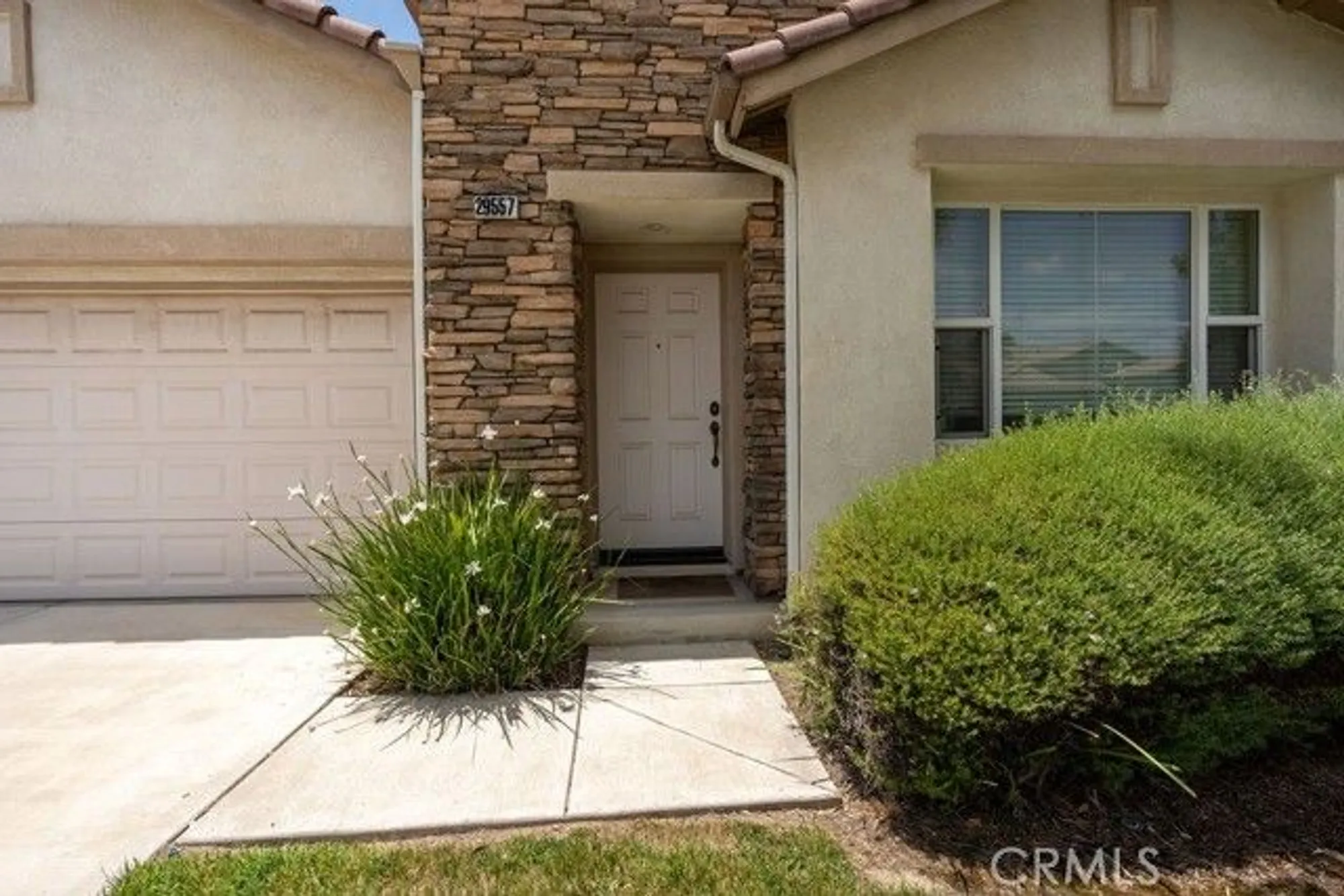 Property Slideshow image 5 of 51 | 29557 warmsprings dr, Menifee, CA, 92584
