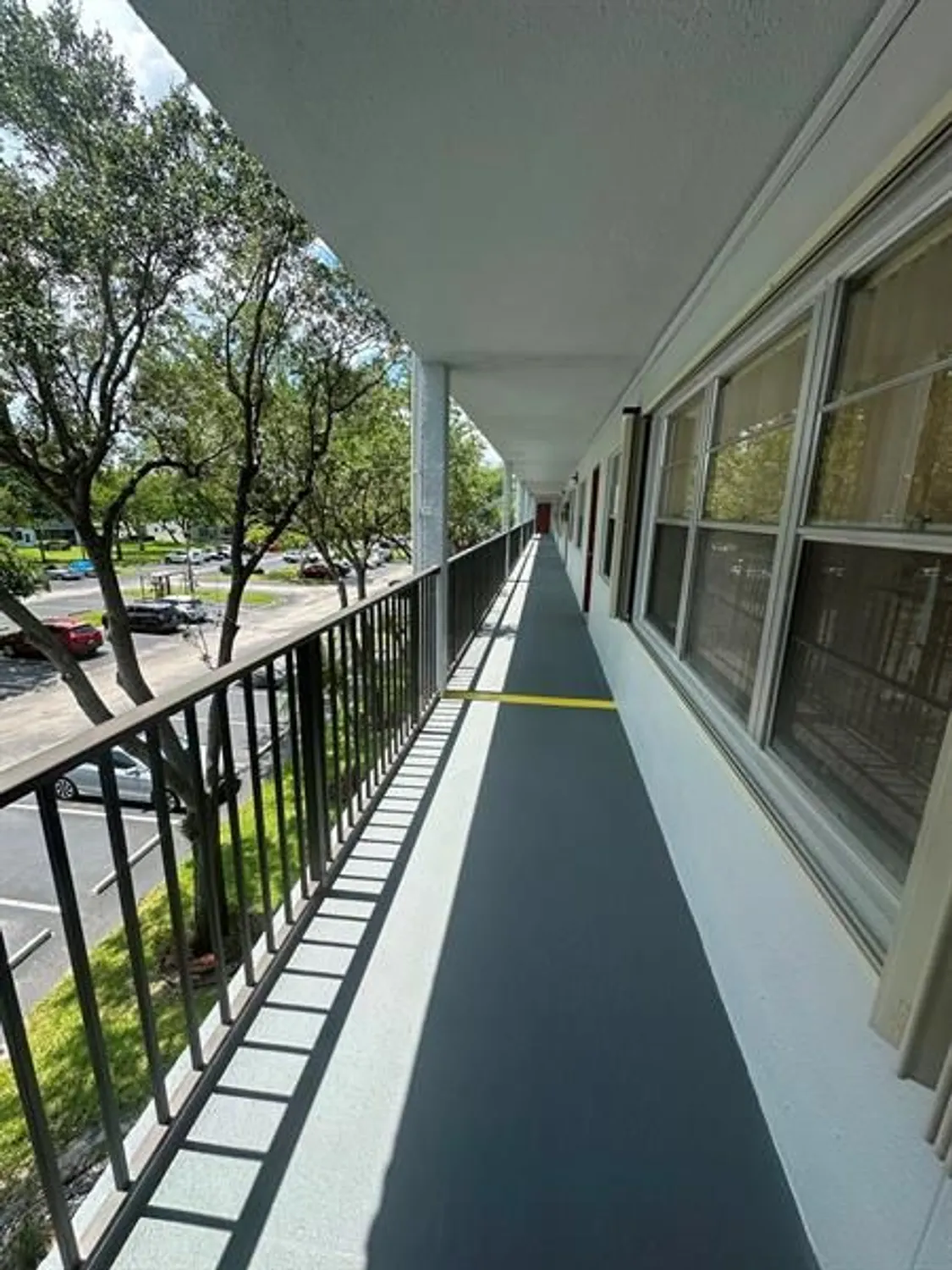 Property Slideshow image 5 of 19 | 1401 sw 134th way apt 307, Pembroke Pines, FL, 33027