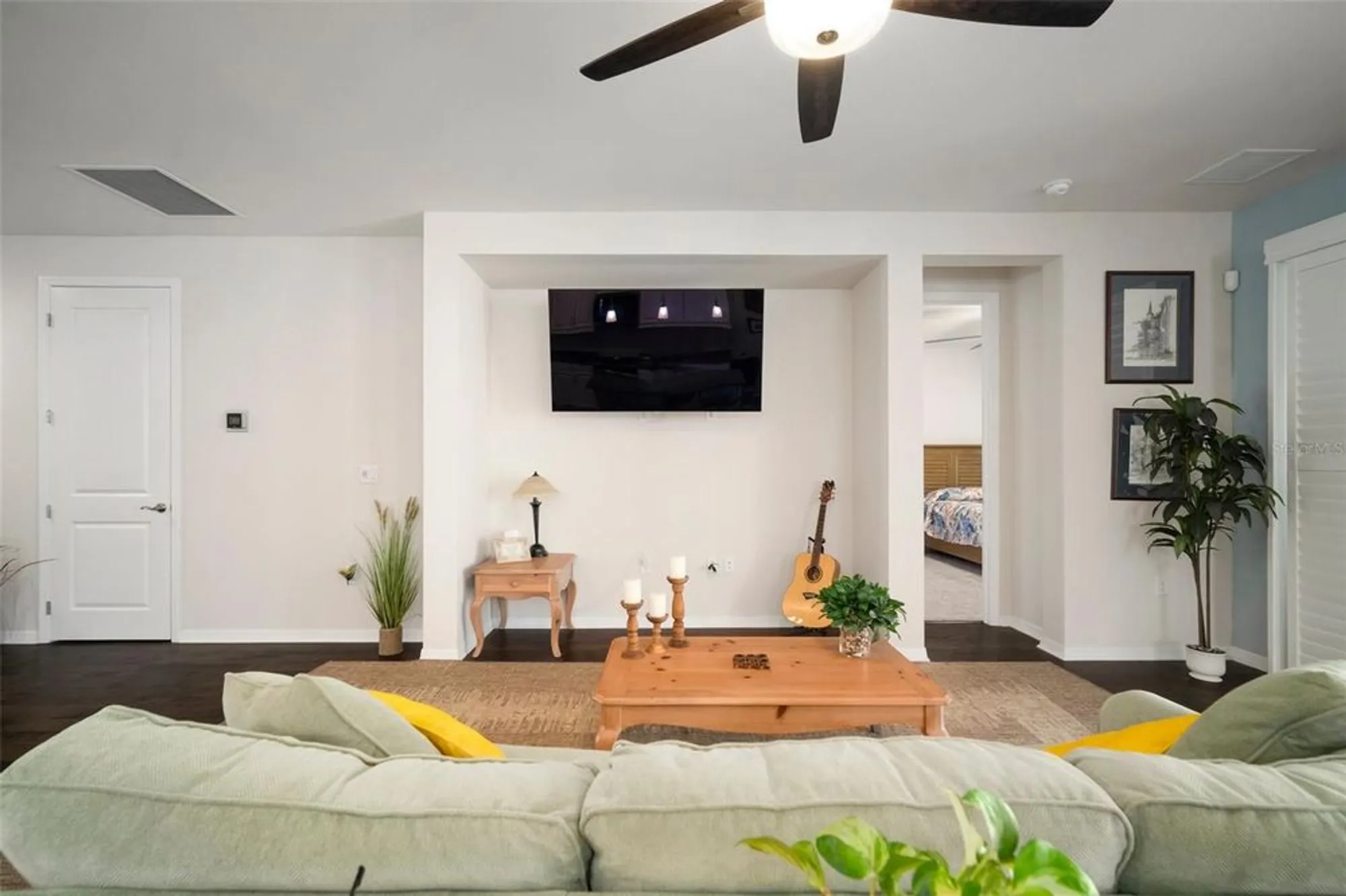 Property Slideshow image 37 of 93 | 5102 coastal scene dr, Apollo Beach, FL, 33572