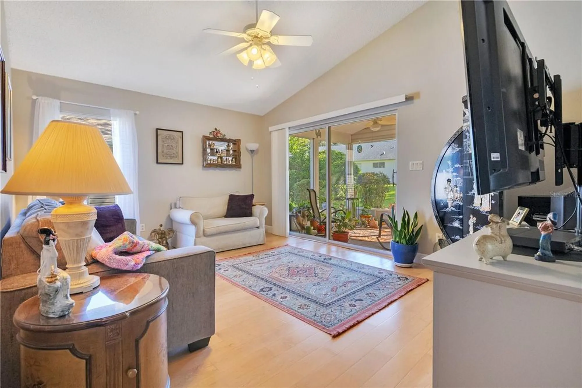 Property Slideshow image 6 of 39 | 25036 cranes roost cir, Leesburg, FL, 34748