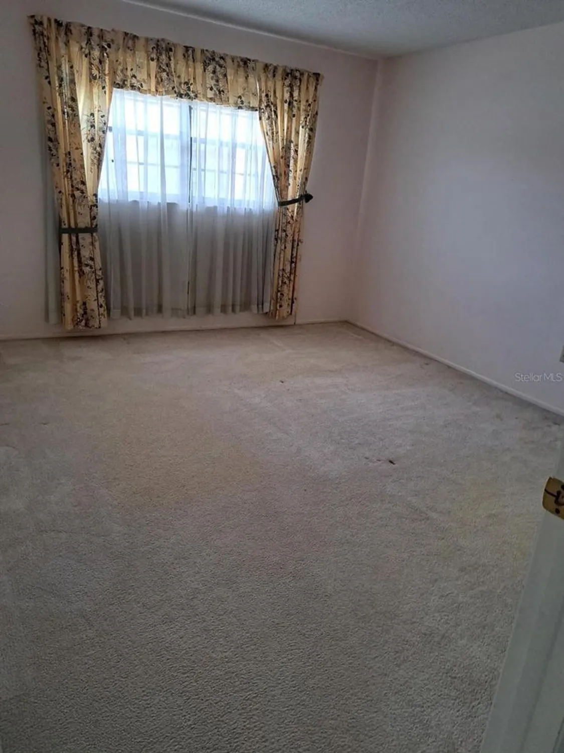 Property Slideshow image 4 of 18 | 7951 58th ave n unit 208, St Petersburg, FL, 33709