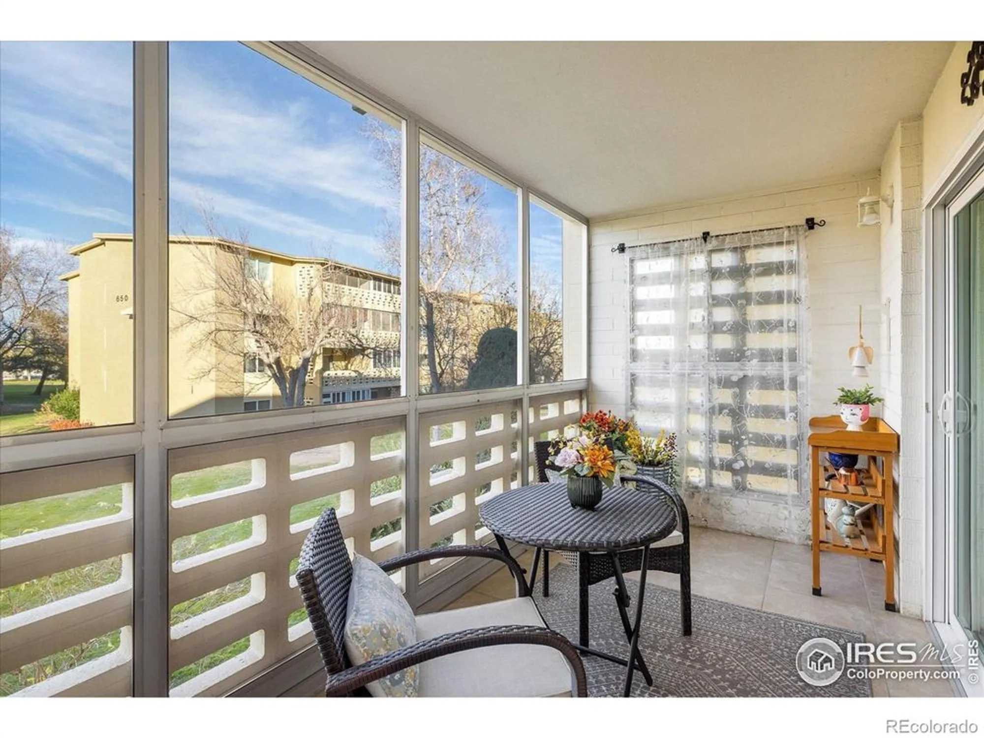 Property Slideshow image 4 of 27 | 660 s alton way apt 6b, Denver, CO, 80247