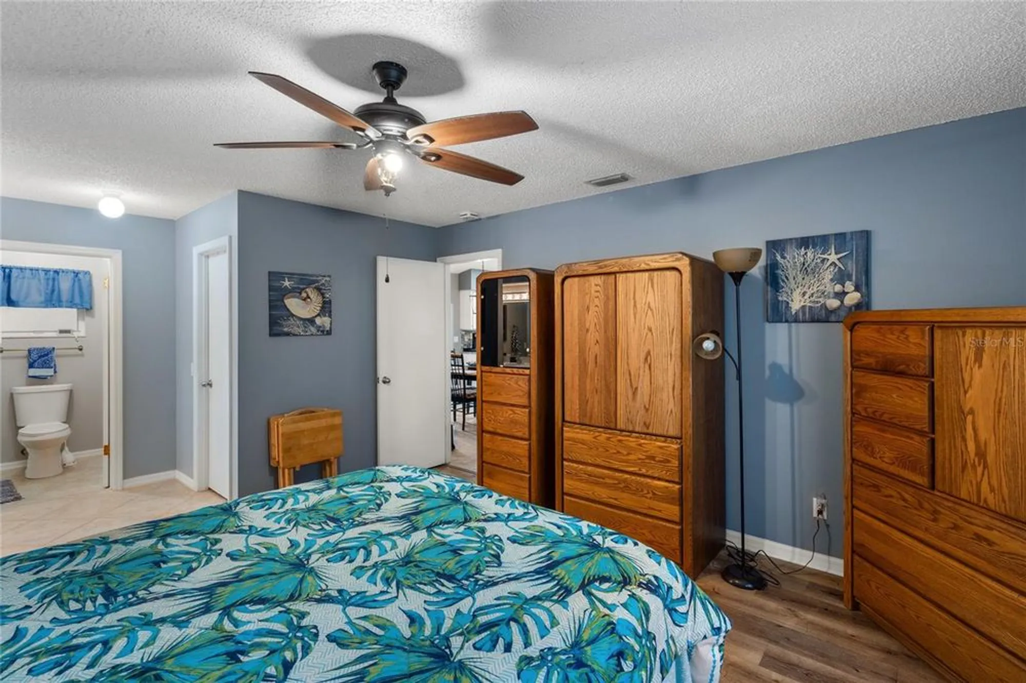 Property Slideshow image 17 of 47 | 27107 racquet cir, Leesburg, FL, 34748