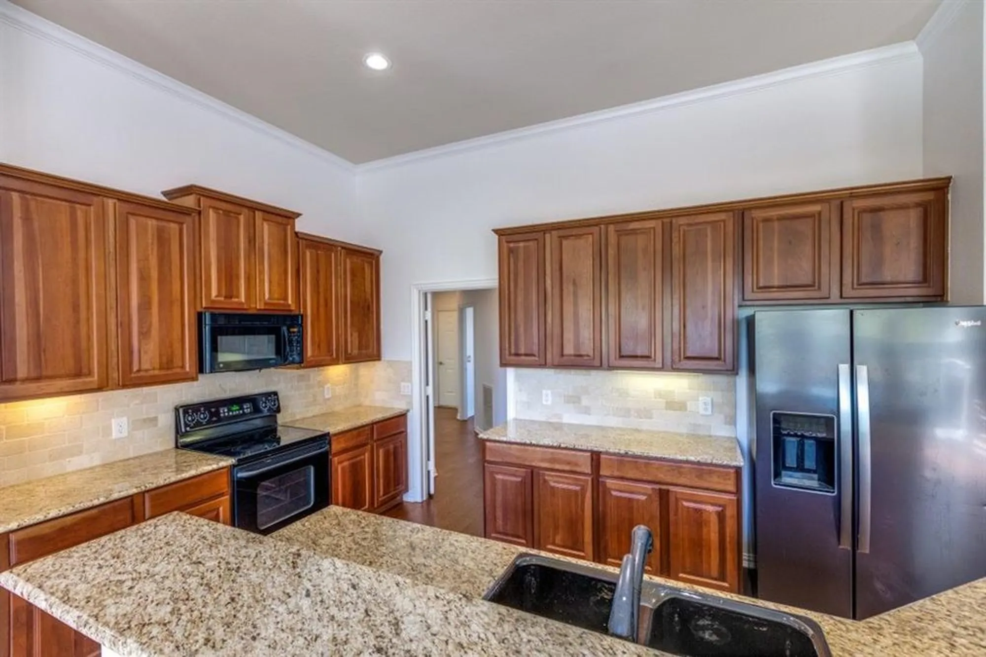 Property Slideshow image 12 of 25 | 727 scenic ranch cir, Fairview, TX, 75069