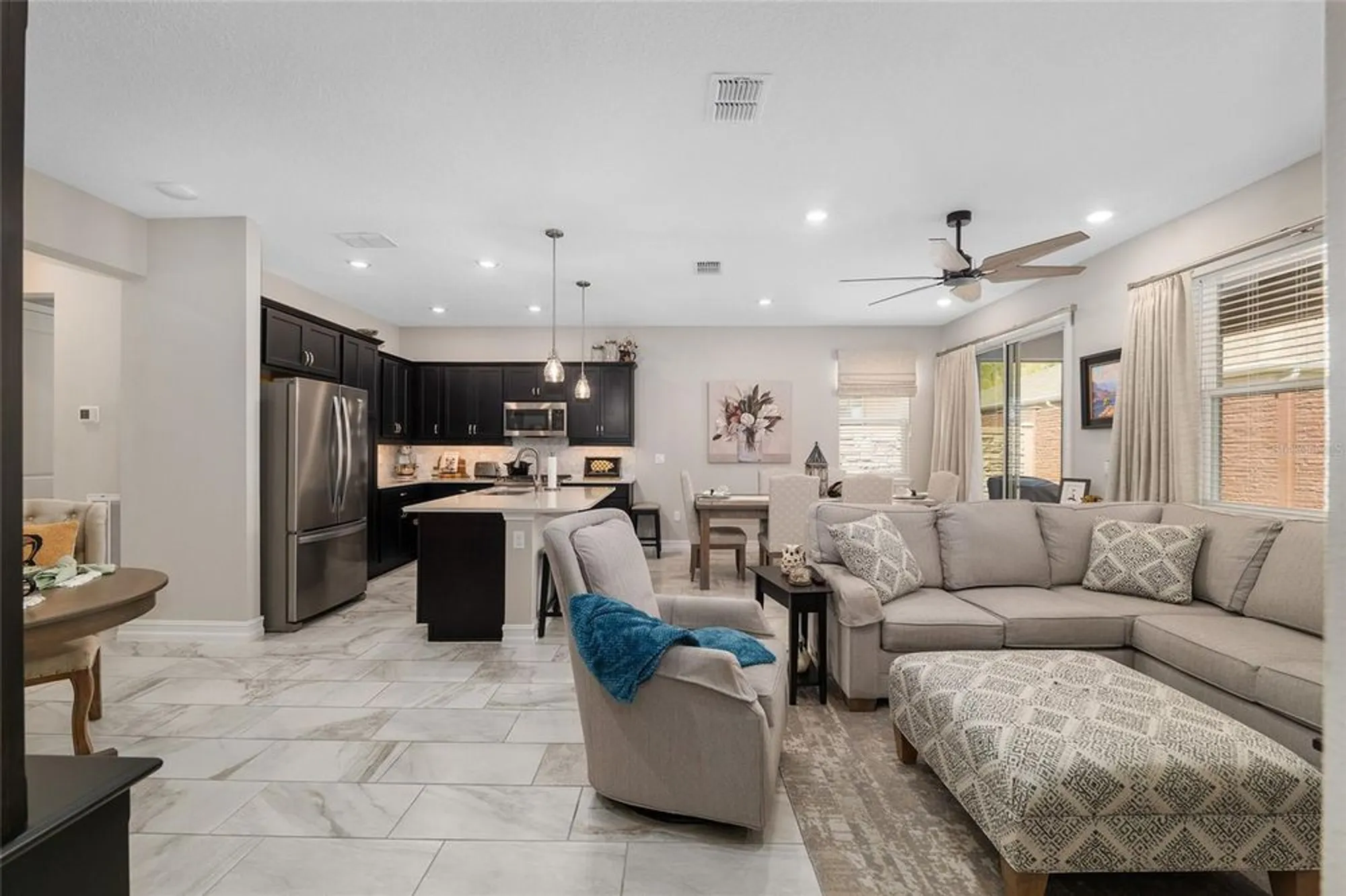 Property Slideshow image 7 of 37 | 5423 nw 33rd pl, Ocala, FL, 34482