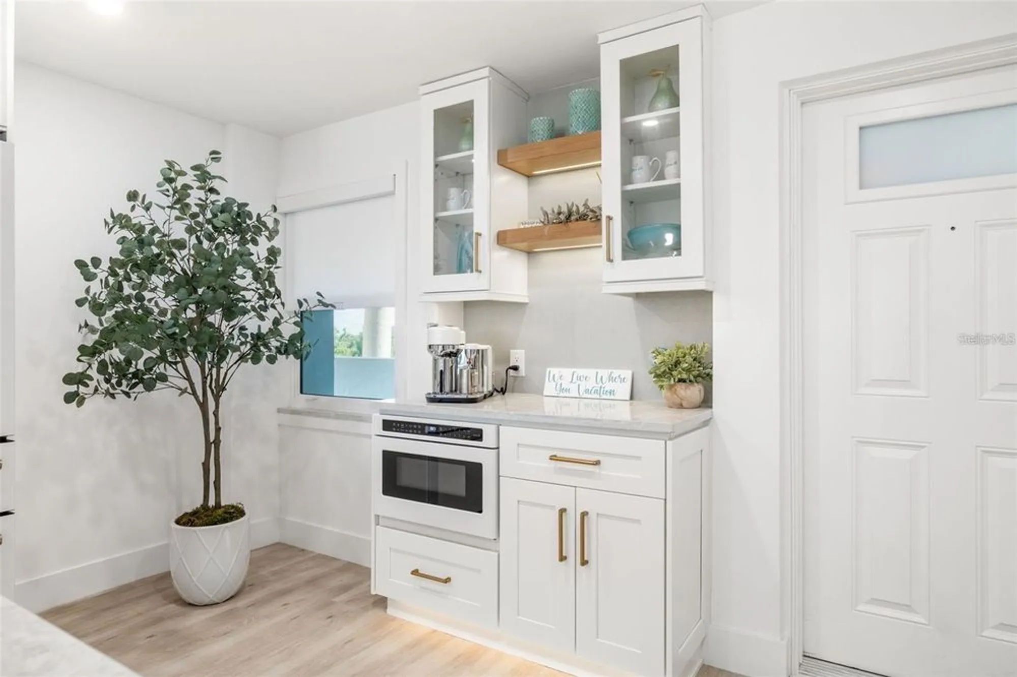 Property Slideshow image 11 of 69 | 19 whispering sands dr apt 302, Sarasota, FL, 34242