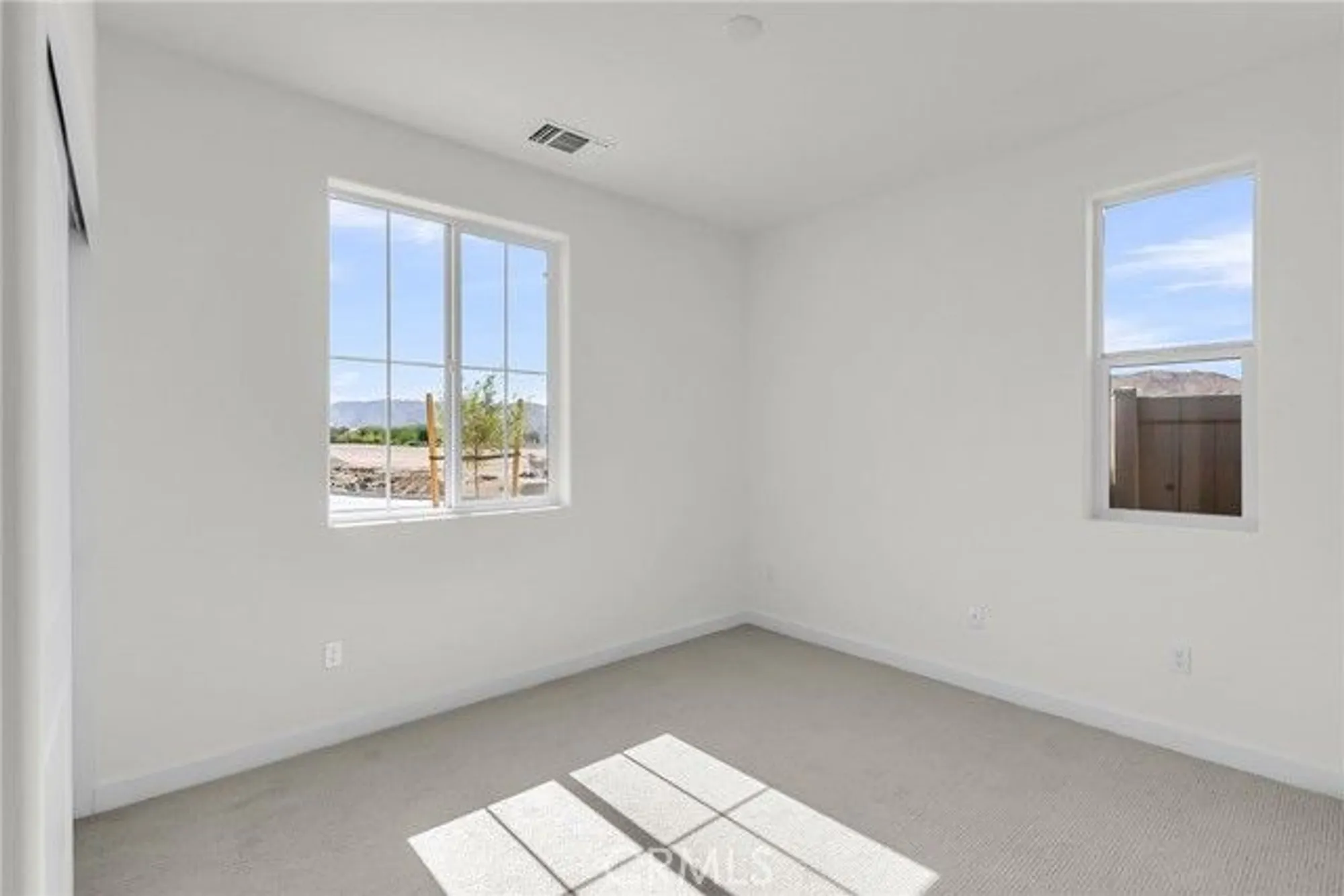 Property Slideshow image 19 of 29 | 7408 desert sky dr, Yucca Valley, CA, 92284